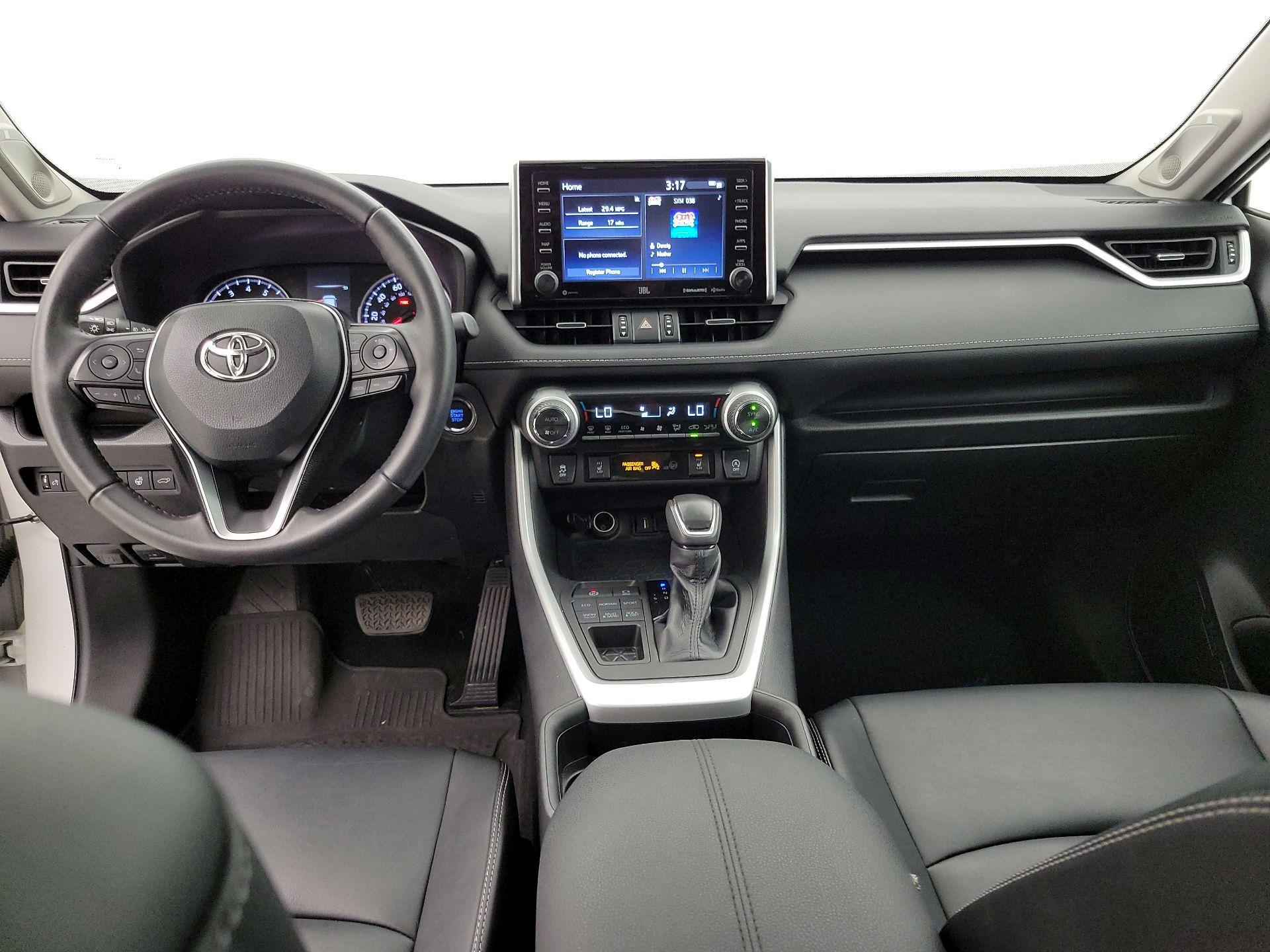 Thumbnail: 2021 Toyota RAV4 - 9