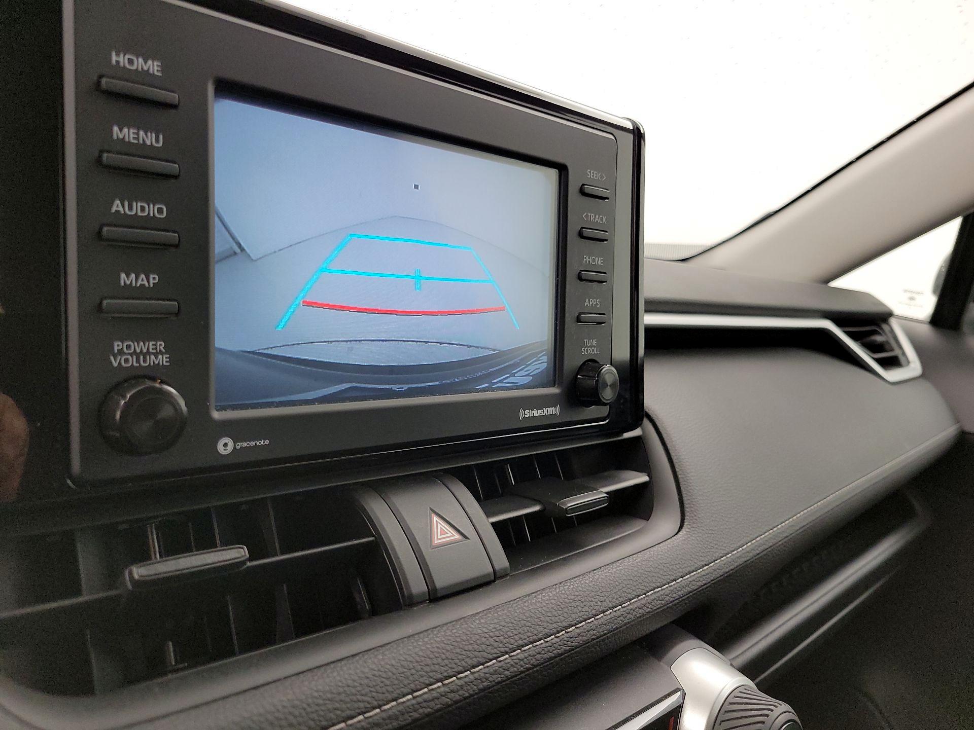 Thumbnail: 2020 Toyota RAV4 - 15