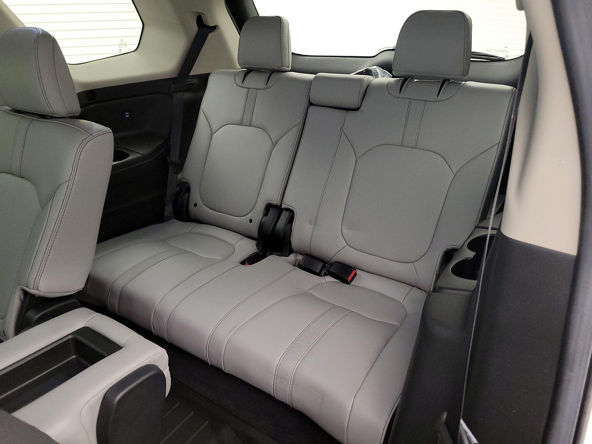 Thumbnail: 2025 Honda Pilot - 20