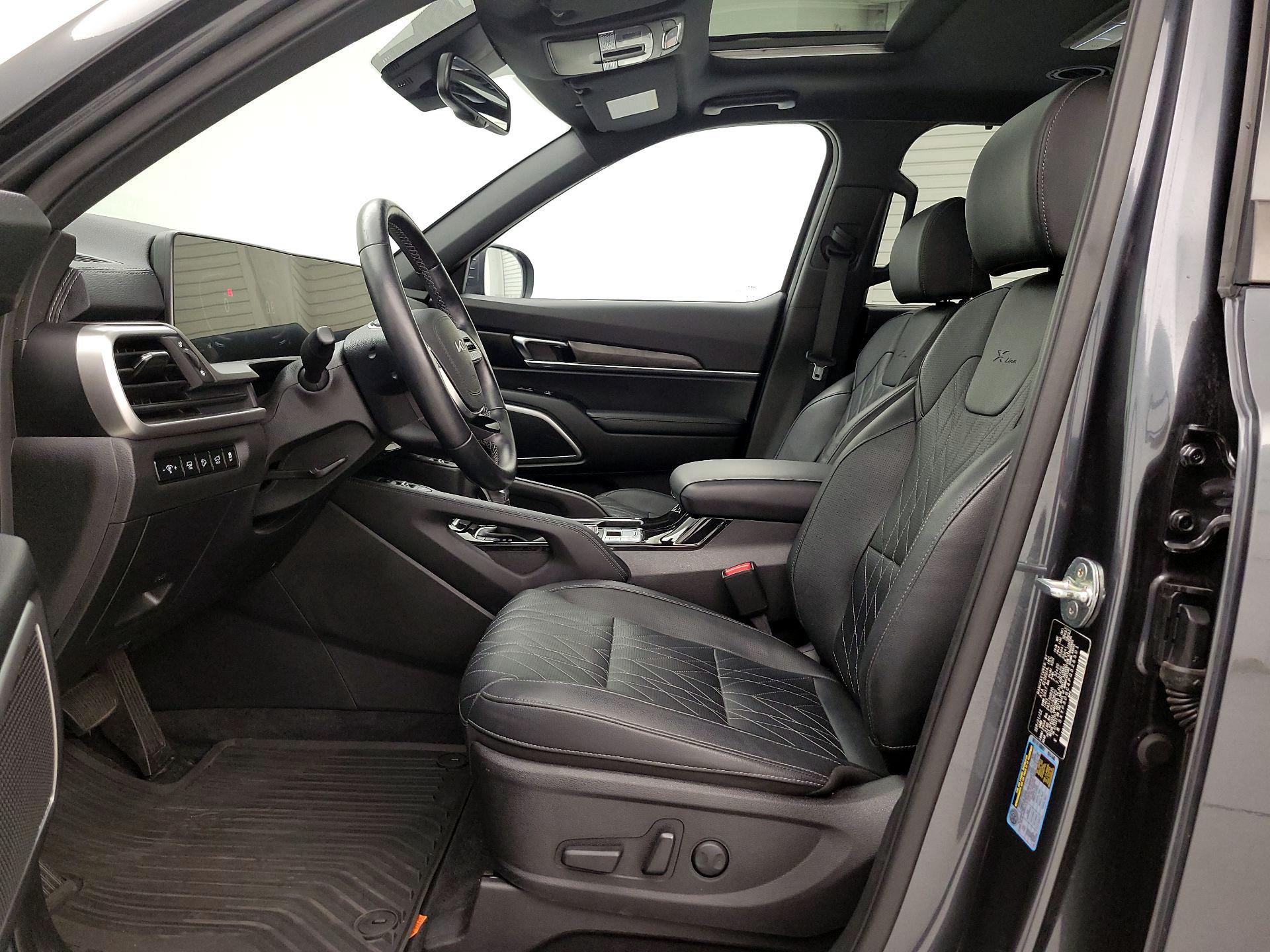 Thumbnail: 2023 Kia Telluride - 11