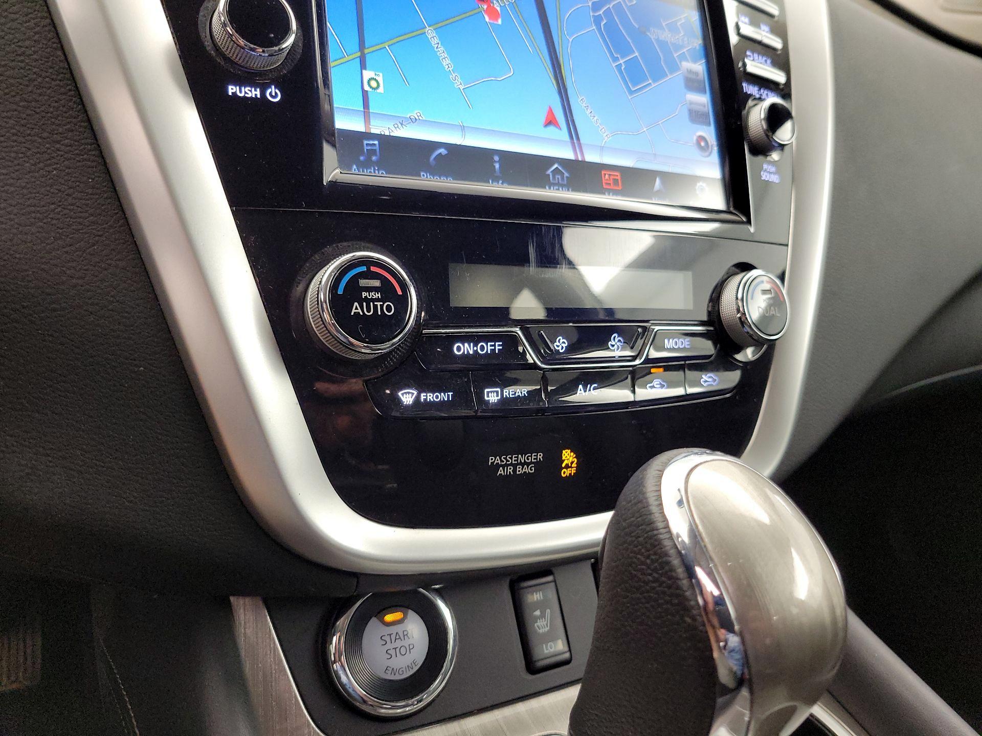 Thumbnail: 2017 Nissan Murano - 17