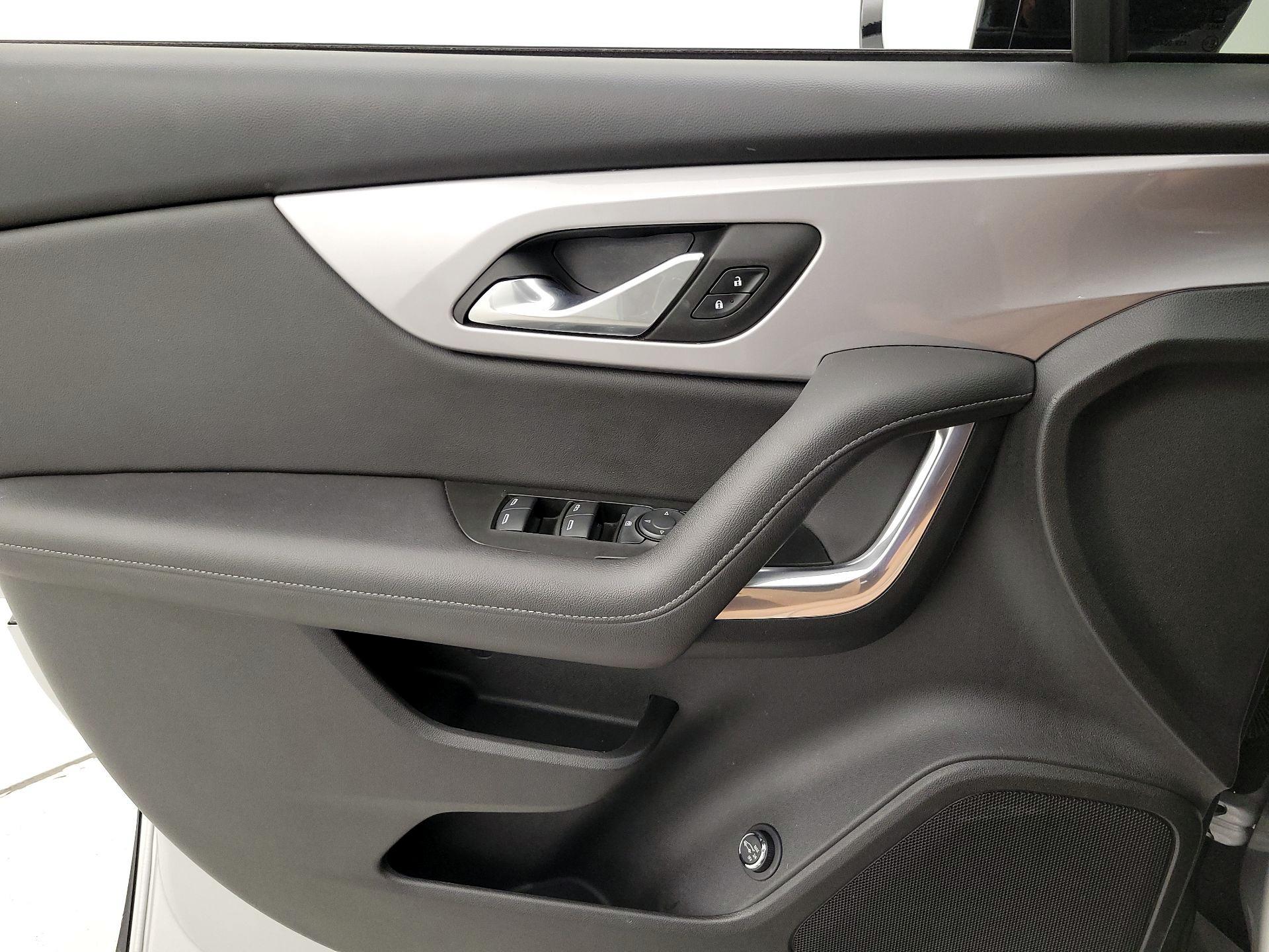 Thumbnail: 2021 Chevrolet Blazer - 12