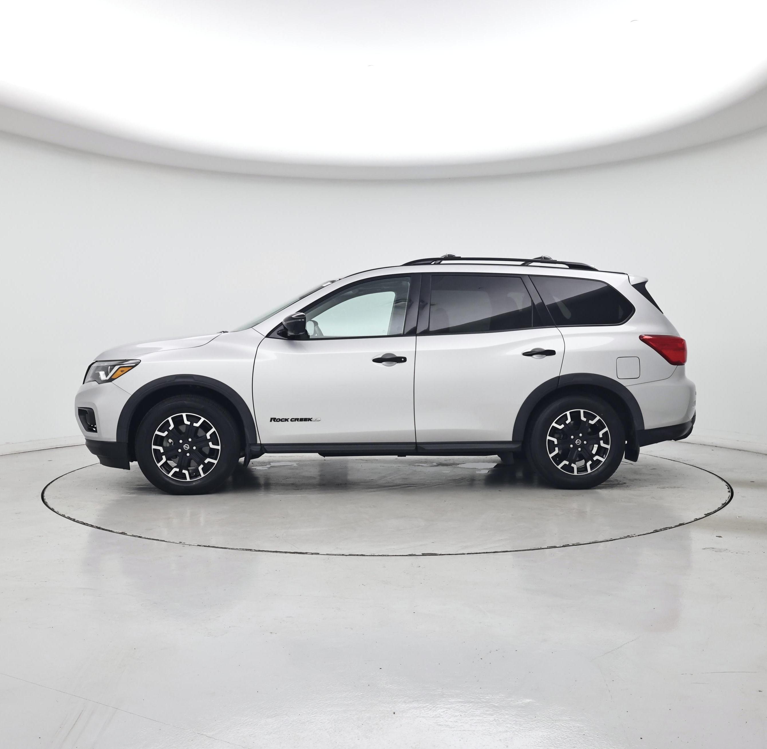 Thumbnail: 2020 Nissan Pathfinder - 3