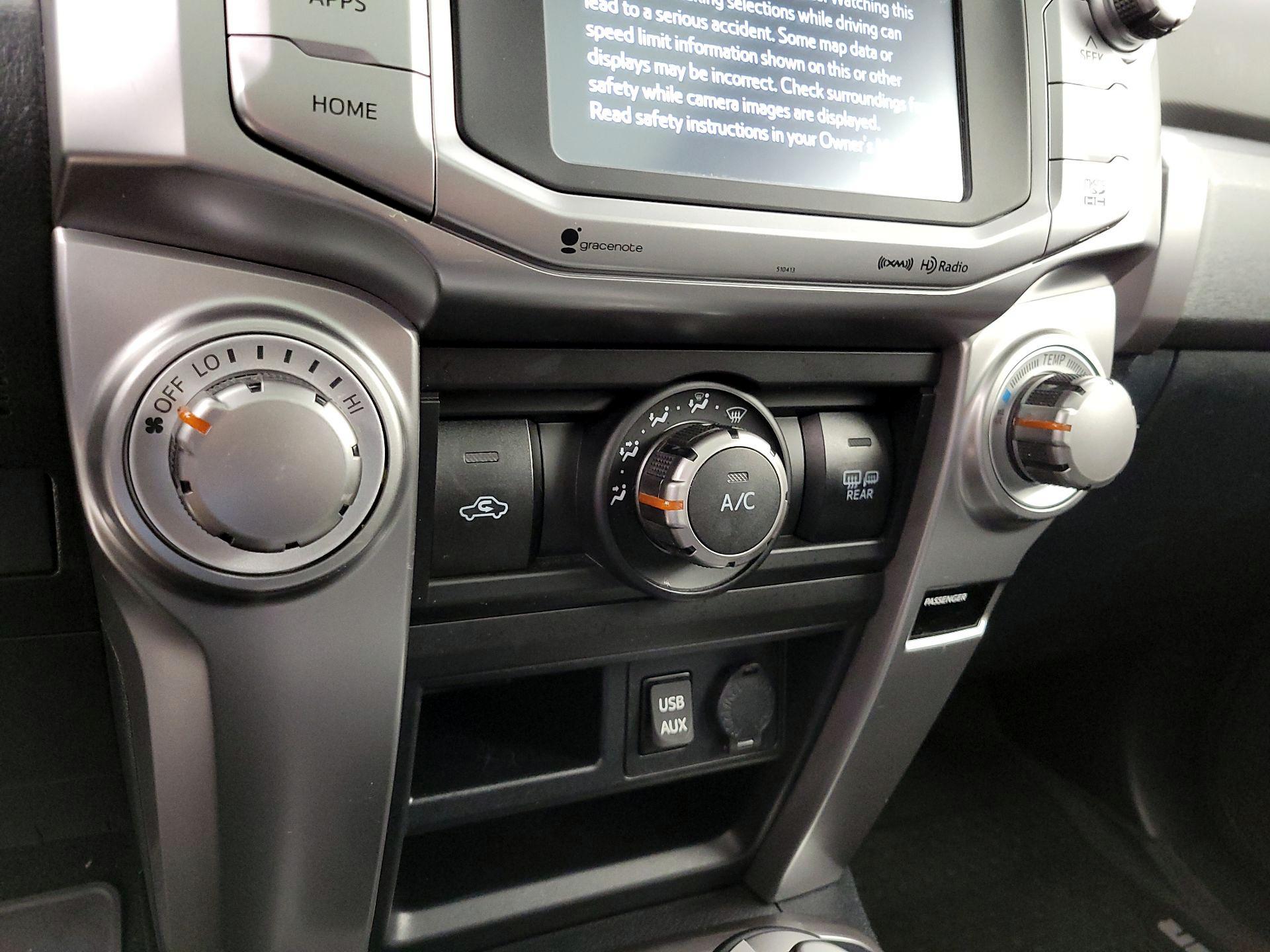 Thumbnail: 2019 Toyota 4Runner - 17