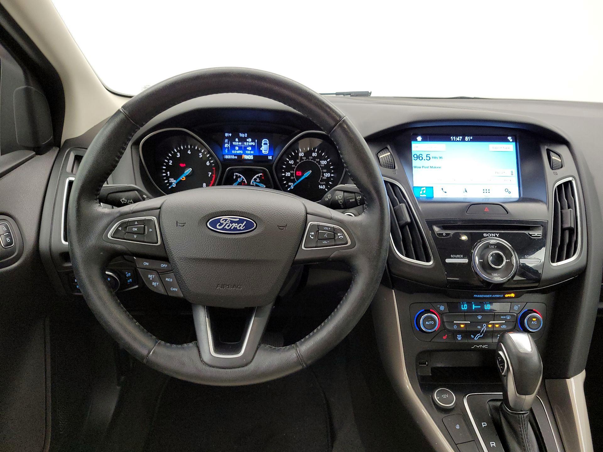 Thumbnail: 2016 Ford Focus - 10