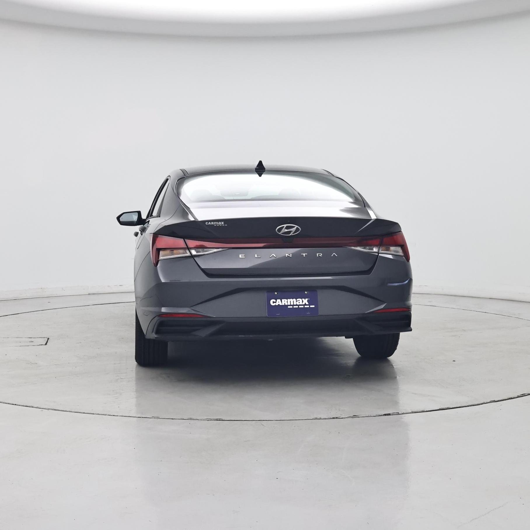Thumbnail: 2022 Hyundai Elantra - 6