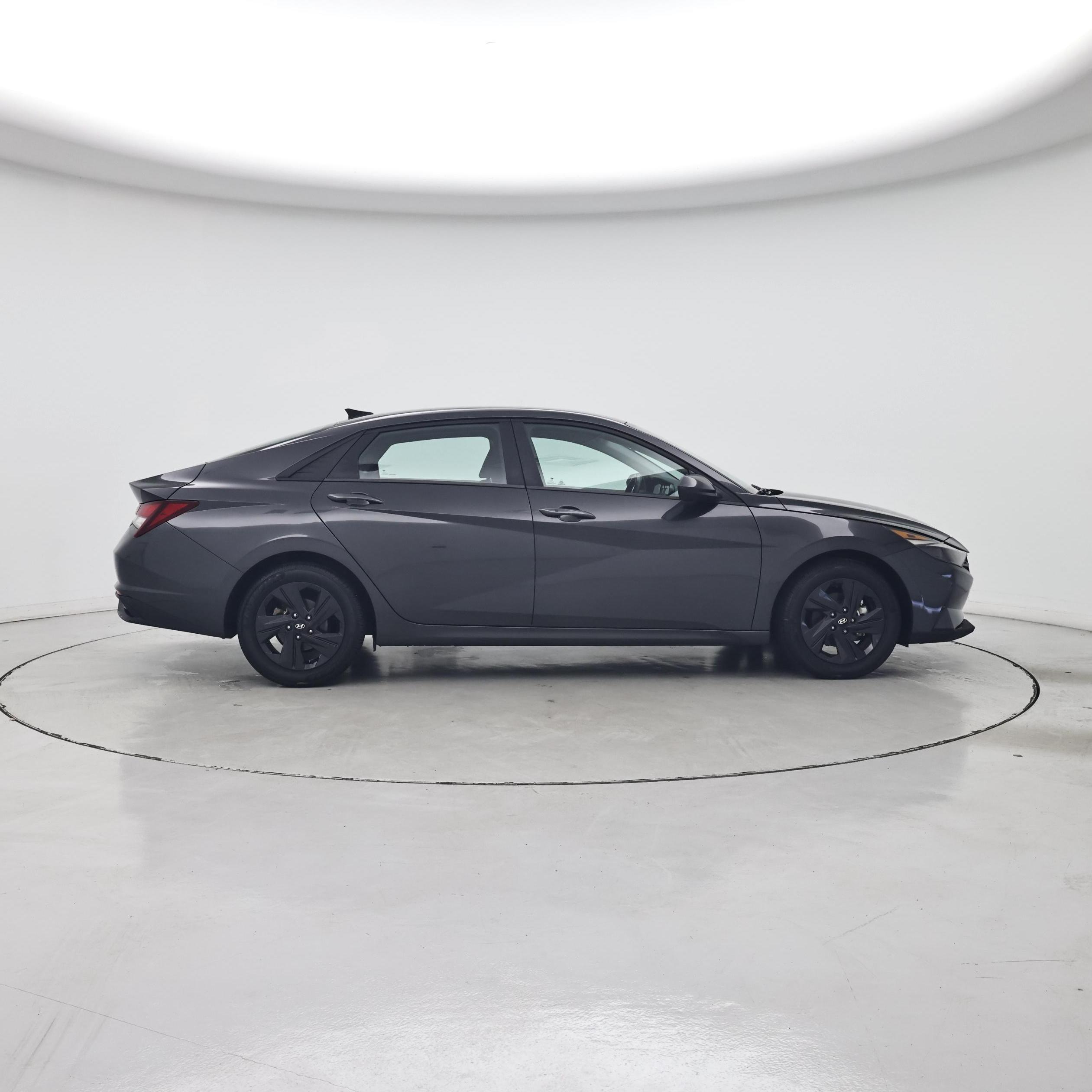 Thumbnail: 2022 Hyundai Elantra - 7