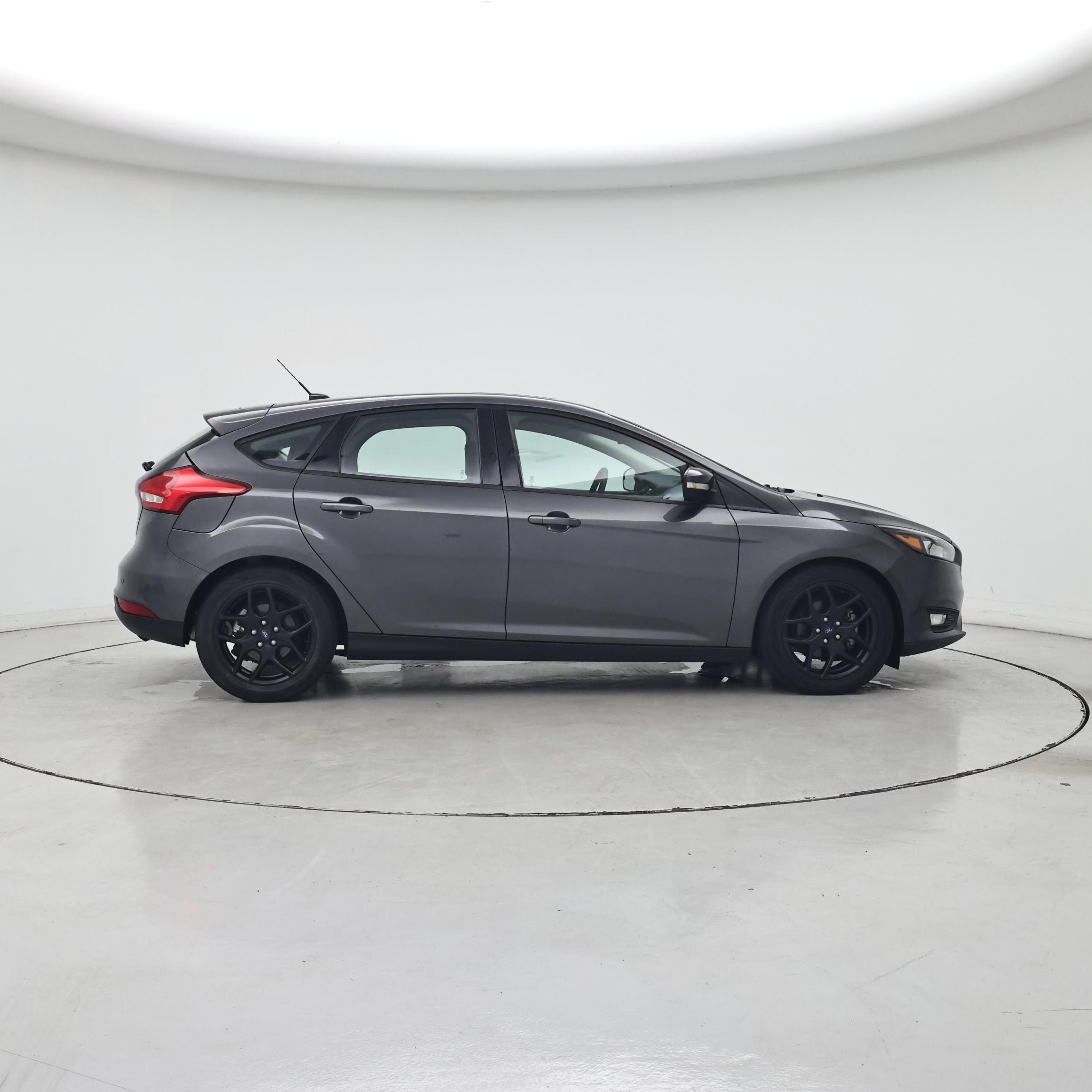 Thumbnail: 2018 Ford Focus - 7