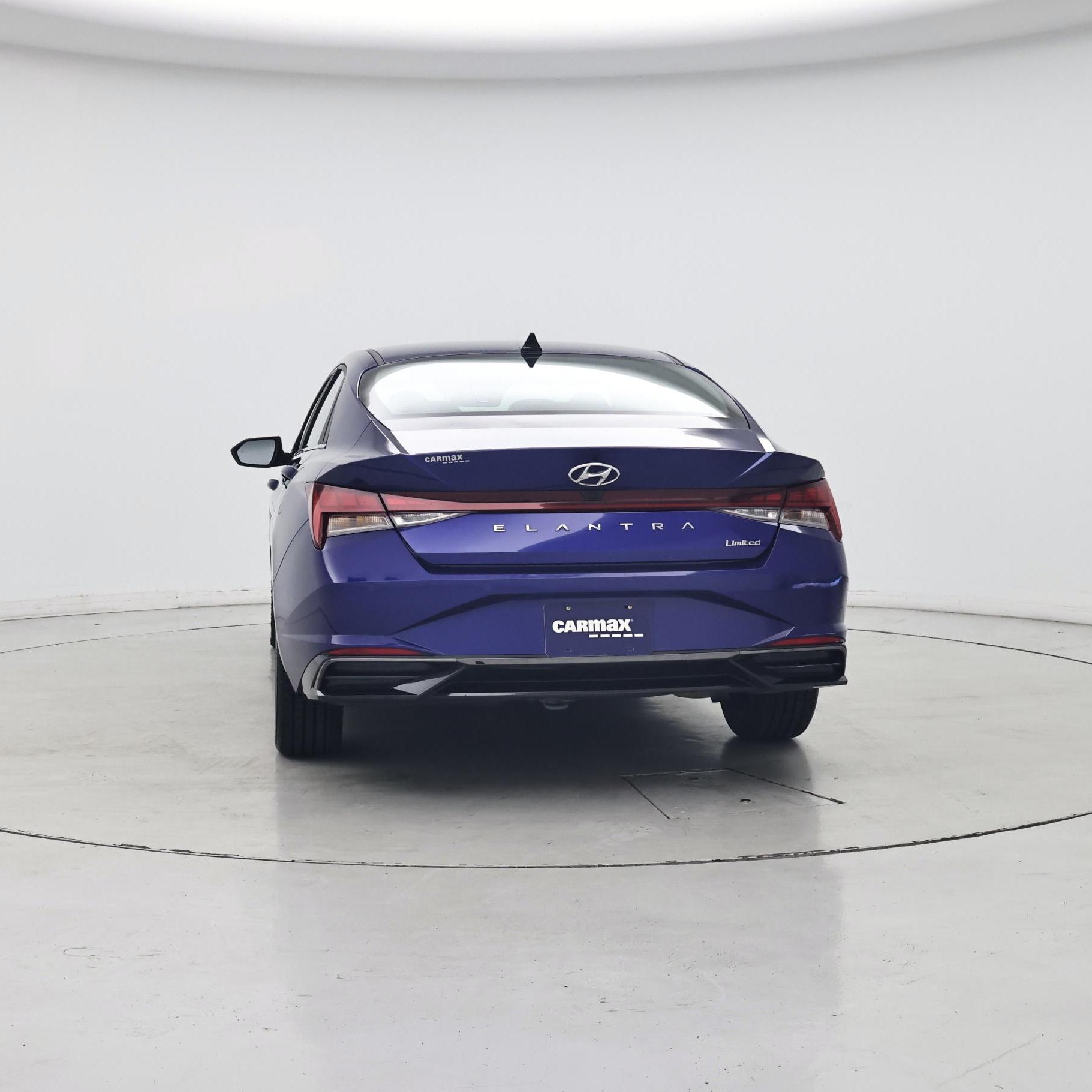 Thumbnail: 2023 Hyundai Elantra - 6