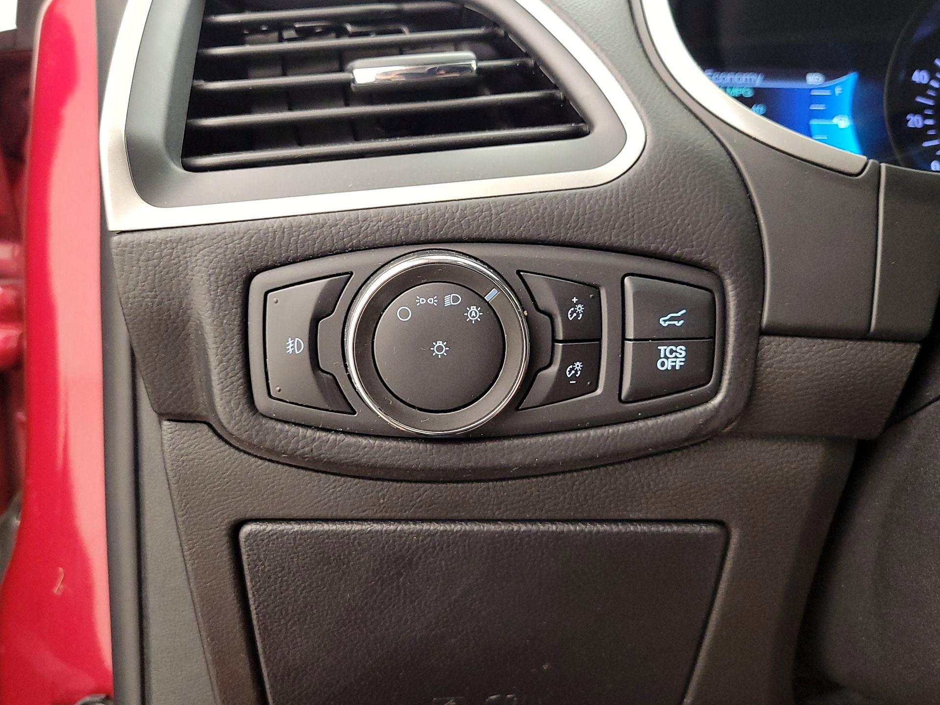 Thumbnail: 2020 Ford Edge - 13
