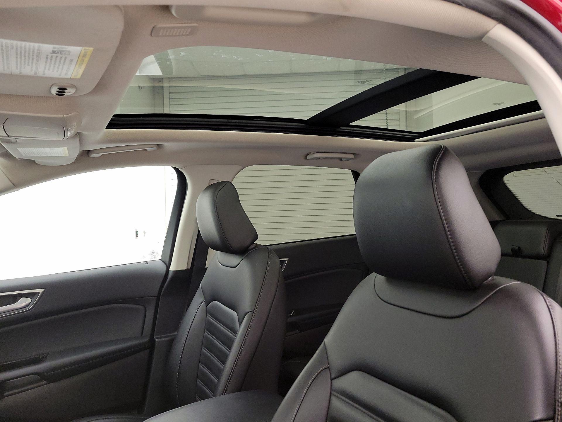 Thumbnail: 2020 Ford Edge - 20