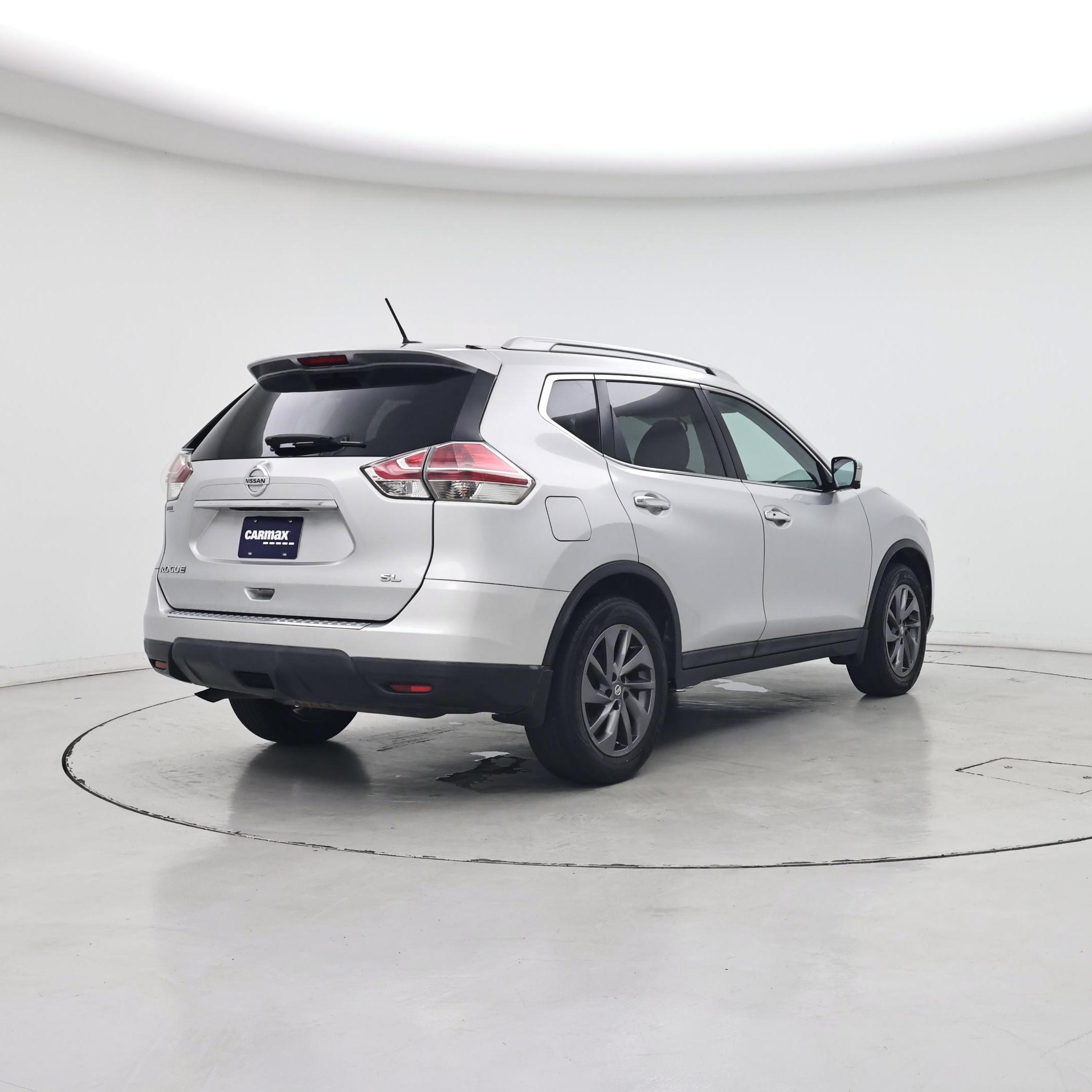 Thumbnail: 2016 Nissan Rogue - 8