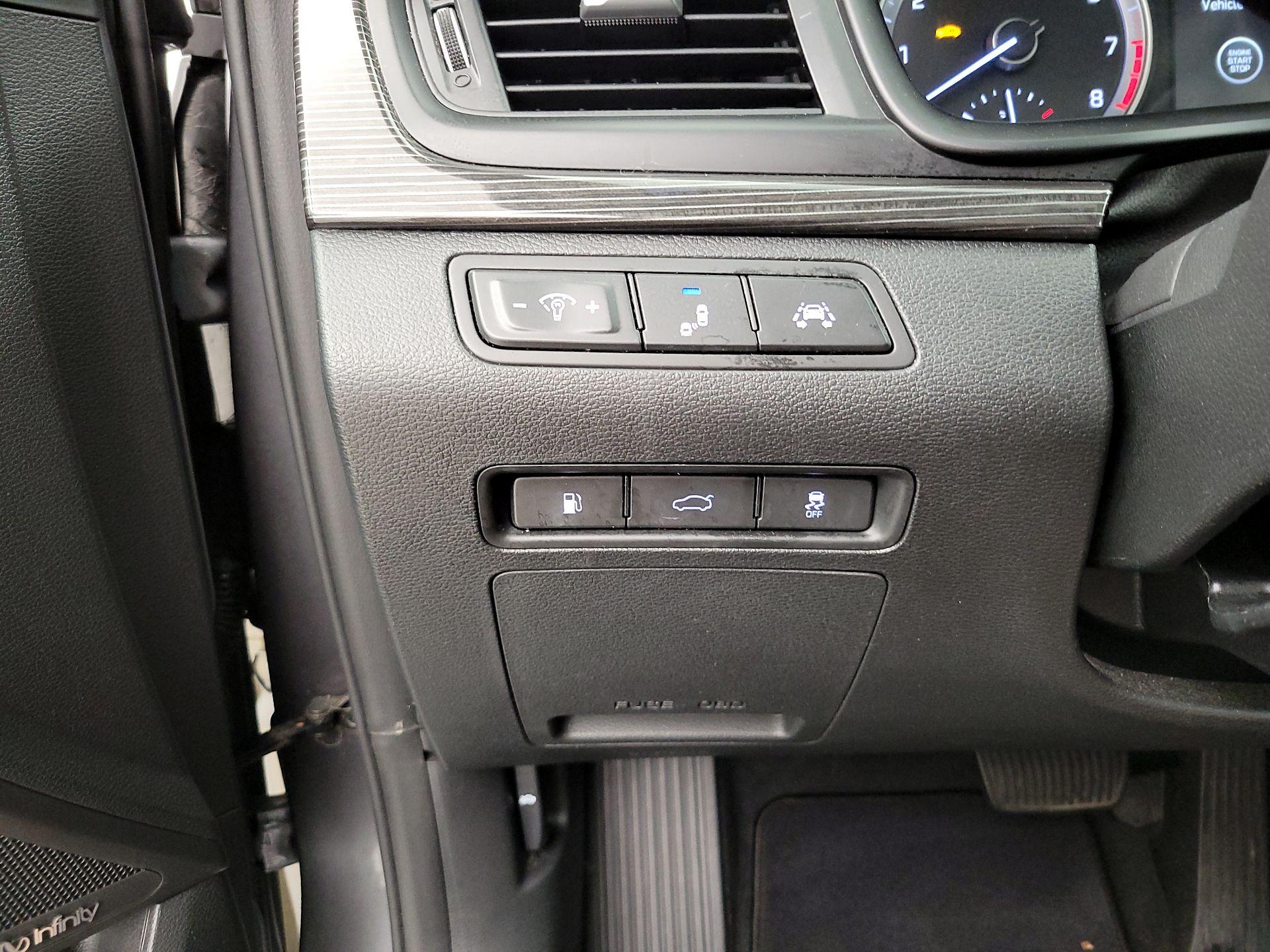 Thumbnail: 2018 Hyundai Sonata - 13