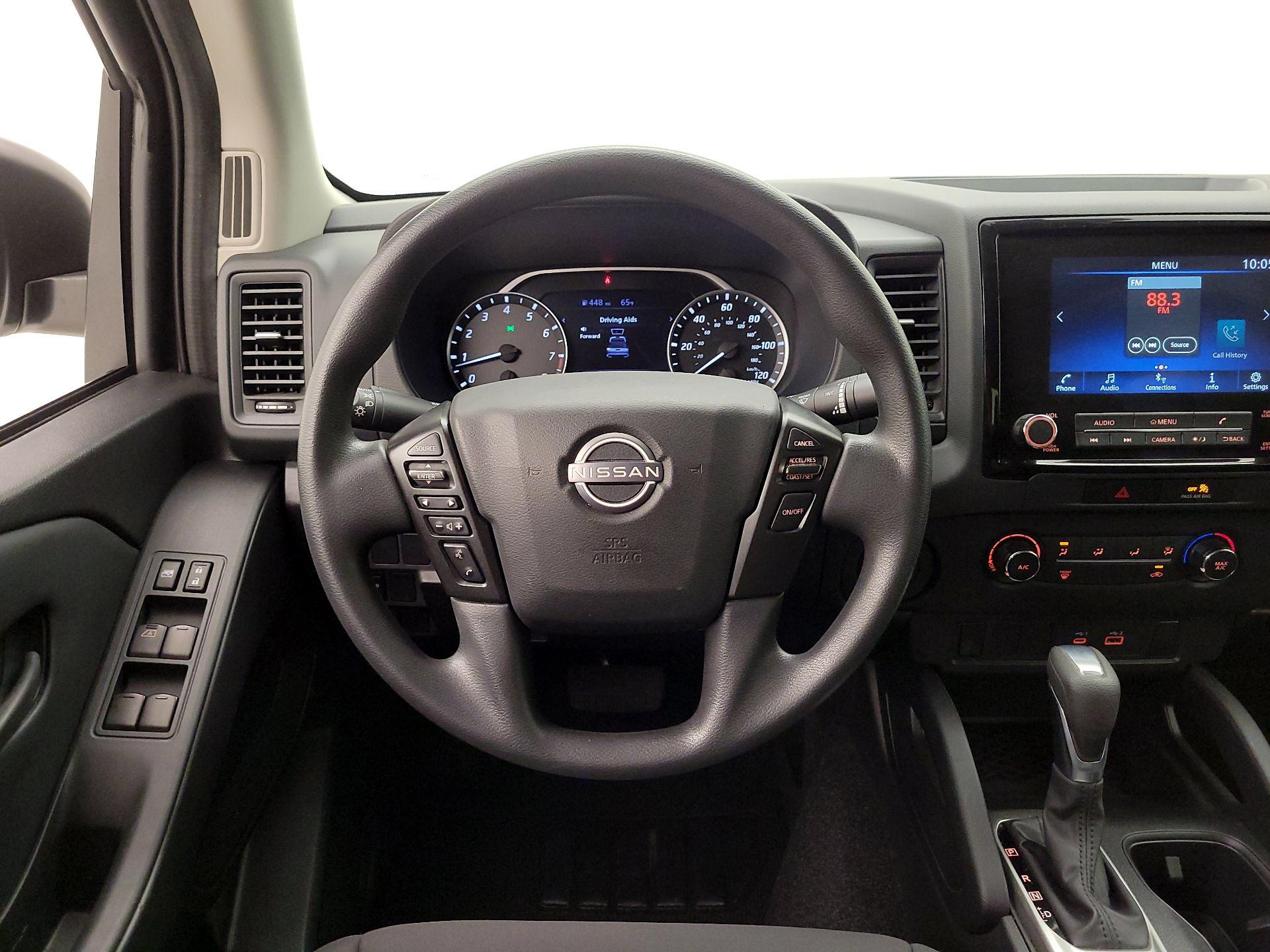Thumbnail: 2022 Nissan Frontier - 10
