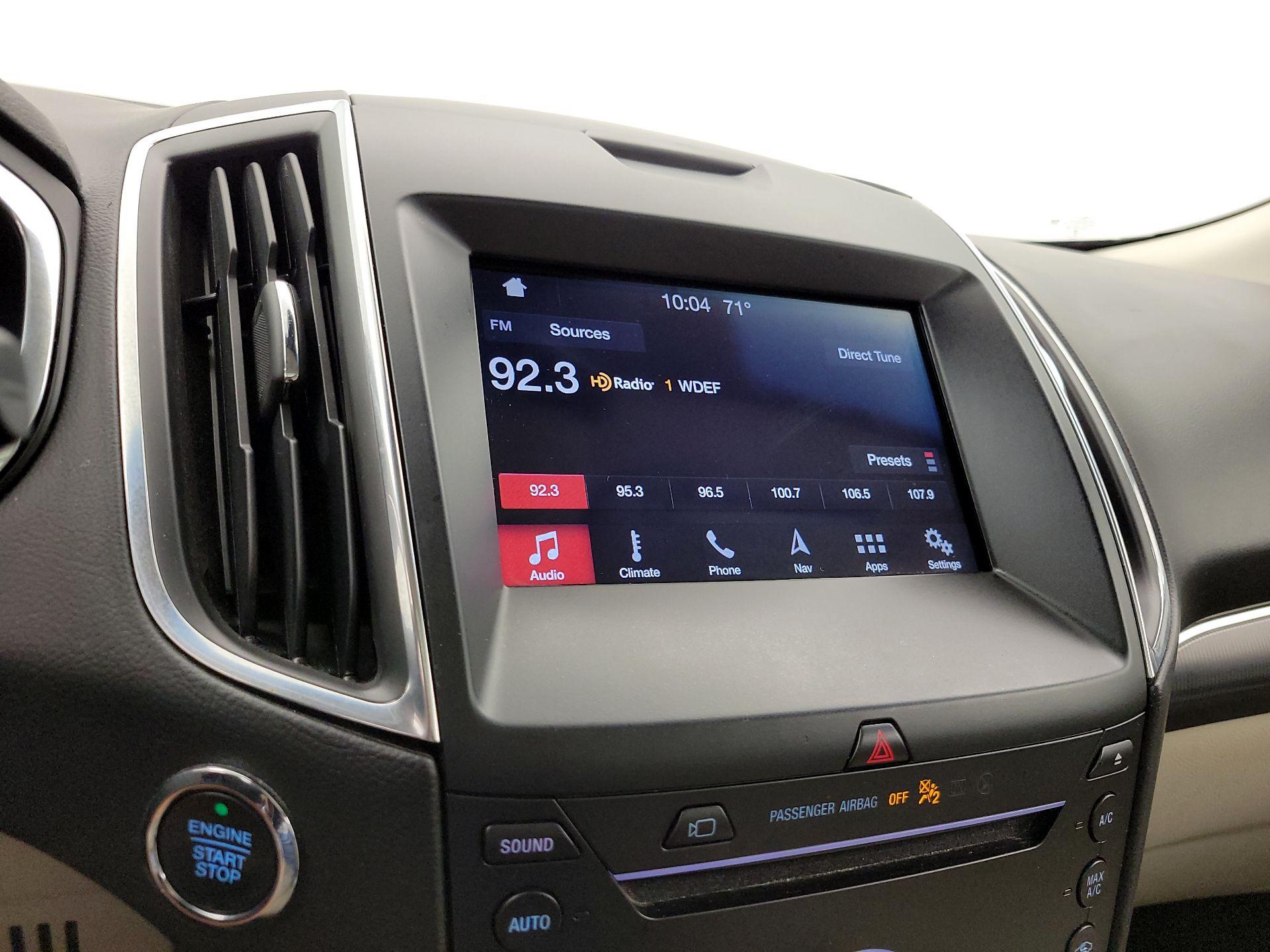 Thumbnail: 2019 Ford Edge - 16