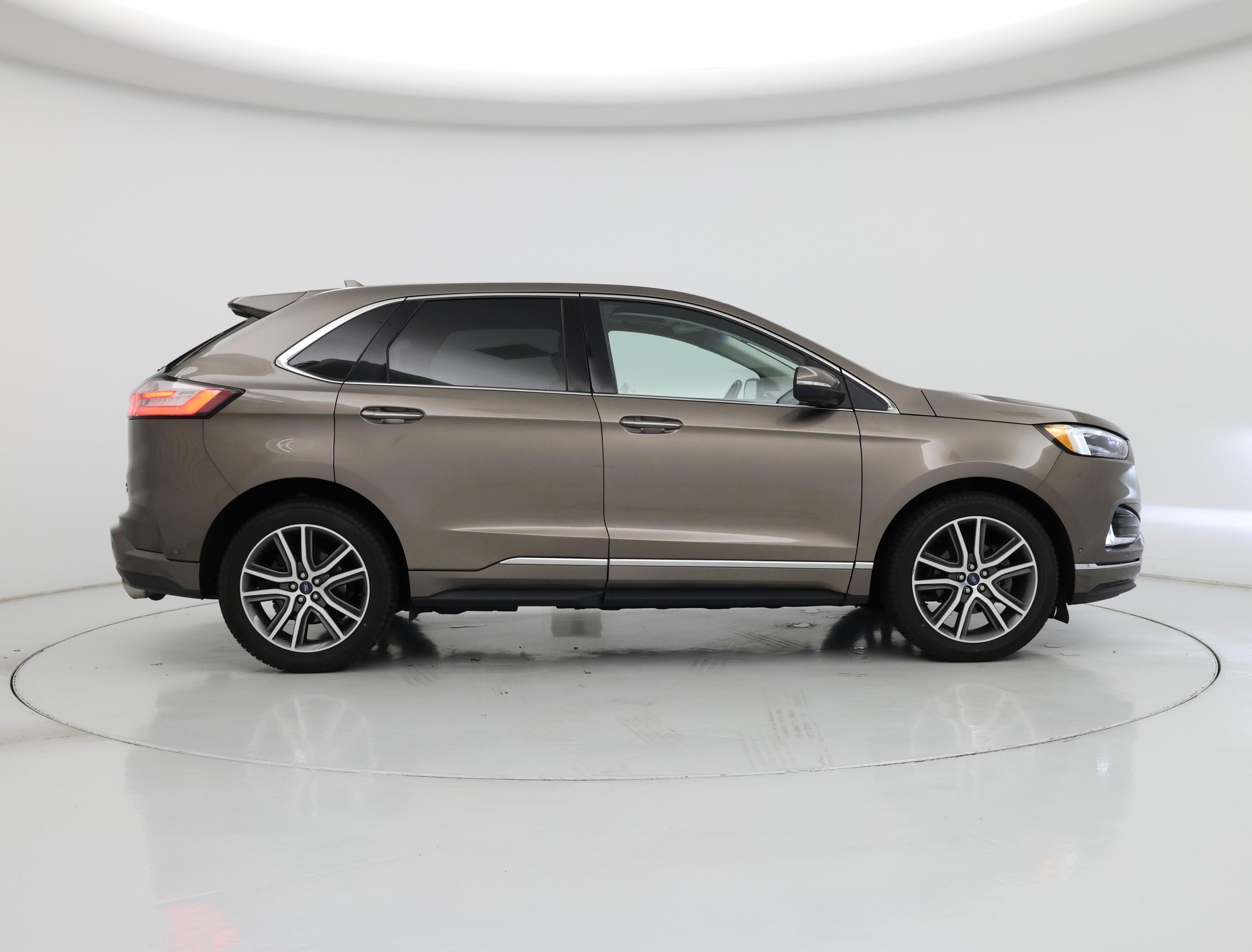 Thumbnail: 2019 Ford Edge - 7