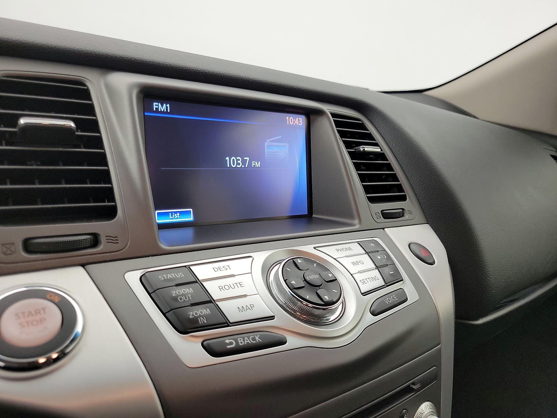 Thumbnail: 2014 Nissan Murano - 16