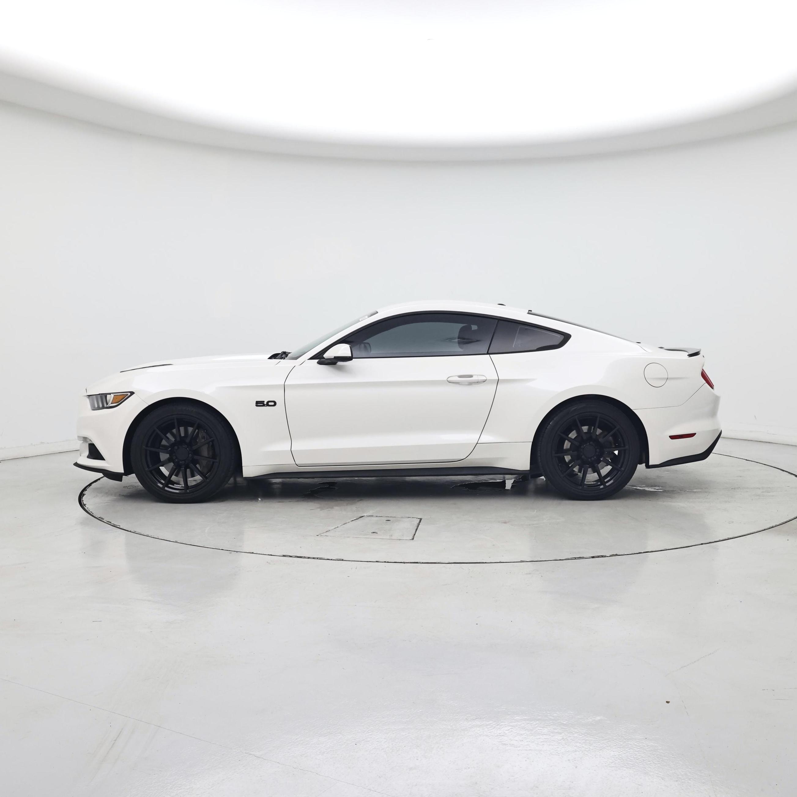 Thumbnail: 2017 Ford Mustang - 3