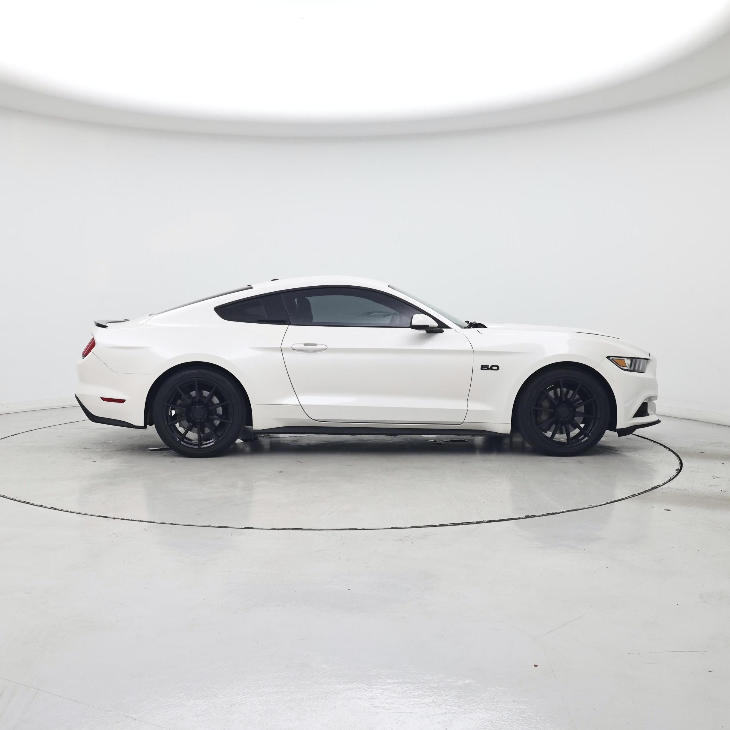 Thumbnail: 2017 Ford Mustang - 7