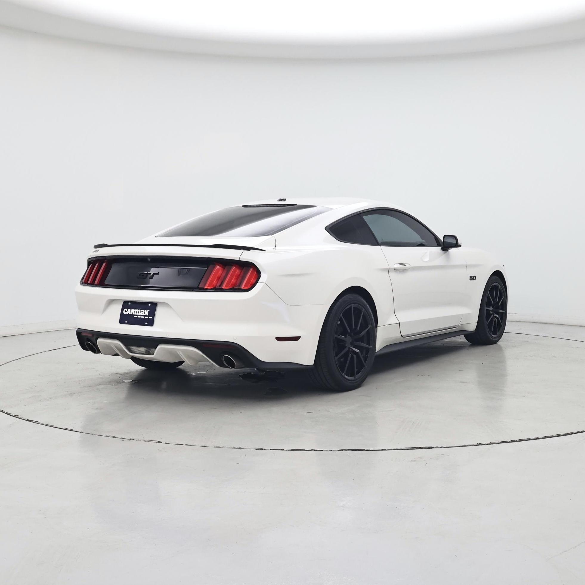 Thumbnail: 2017 Ford Mustang - 8