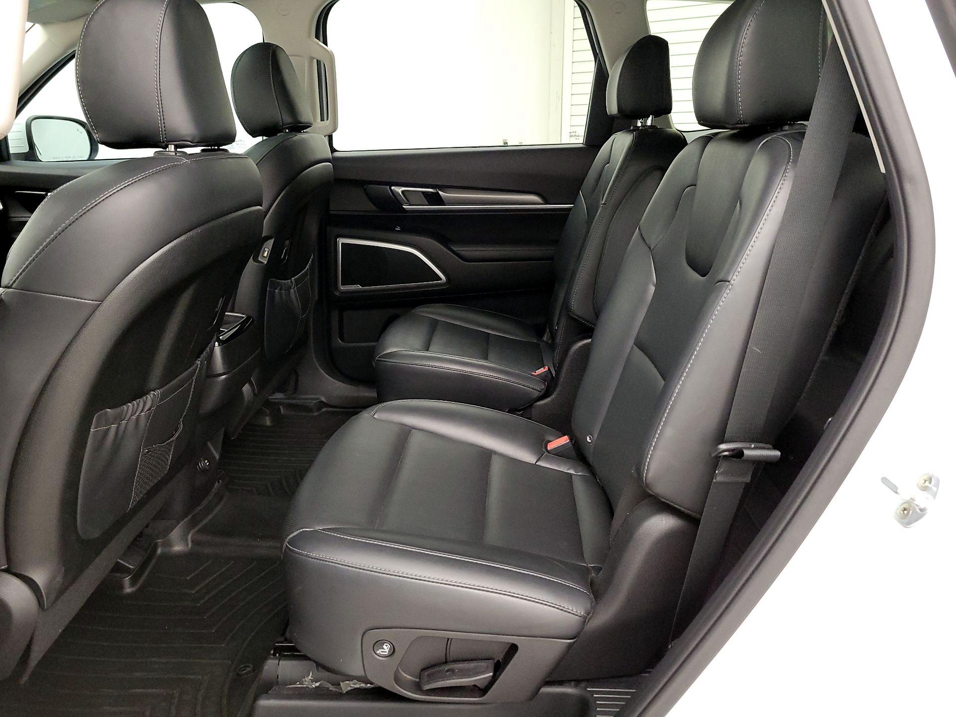 Thumbnail: 2020 Kia Telluride - 20