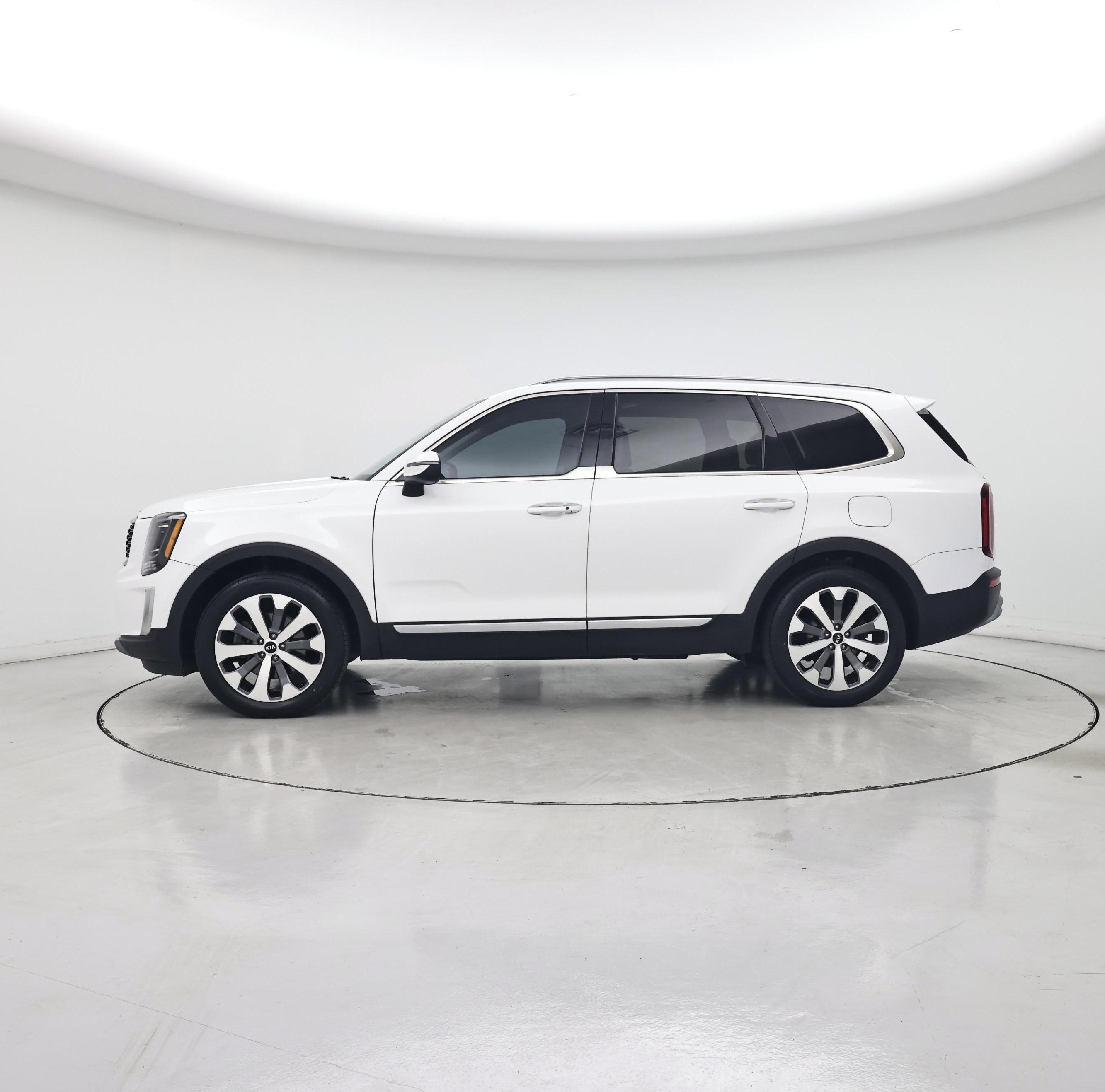 Thumbnail: 2020 Kia Telluride - 3