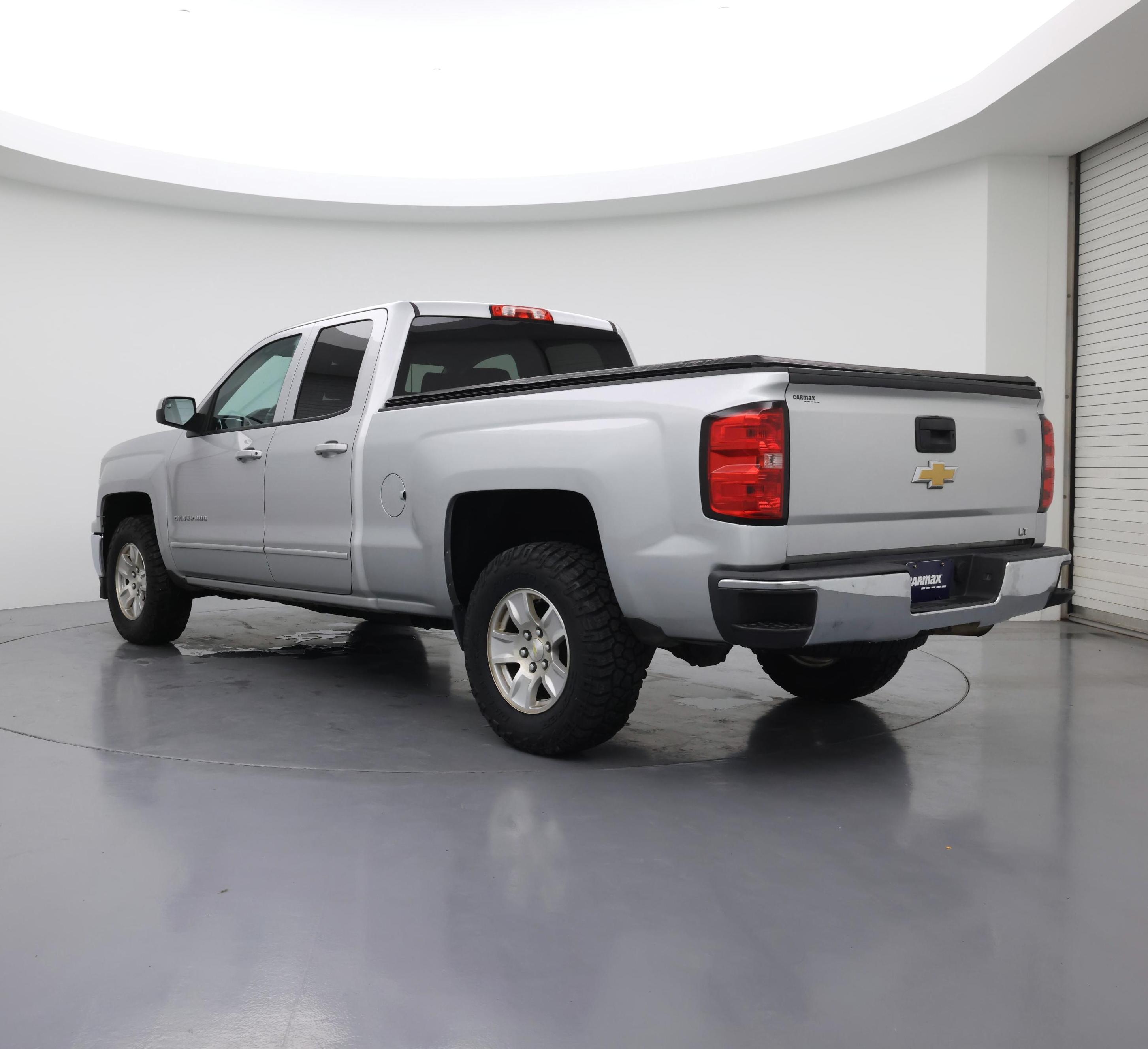 Thumbnail: 2015 Chevrolet Silverado 1500 - 2