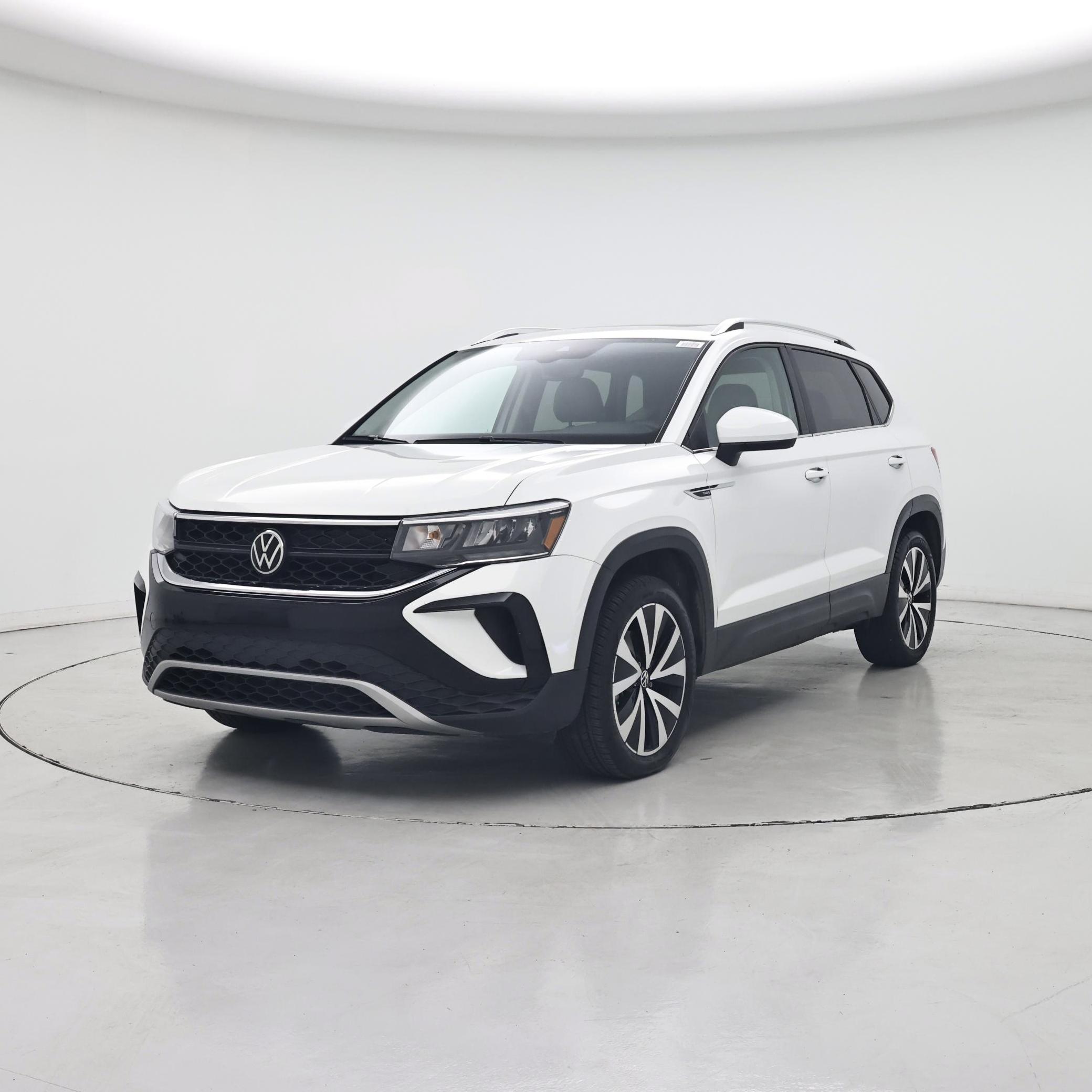 Thumbnail: 2023 Volkswagen Taos - 4