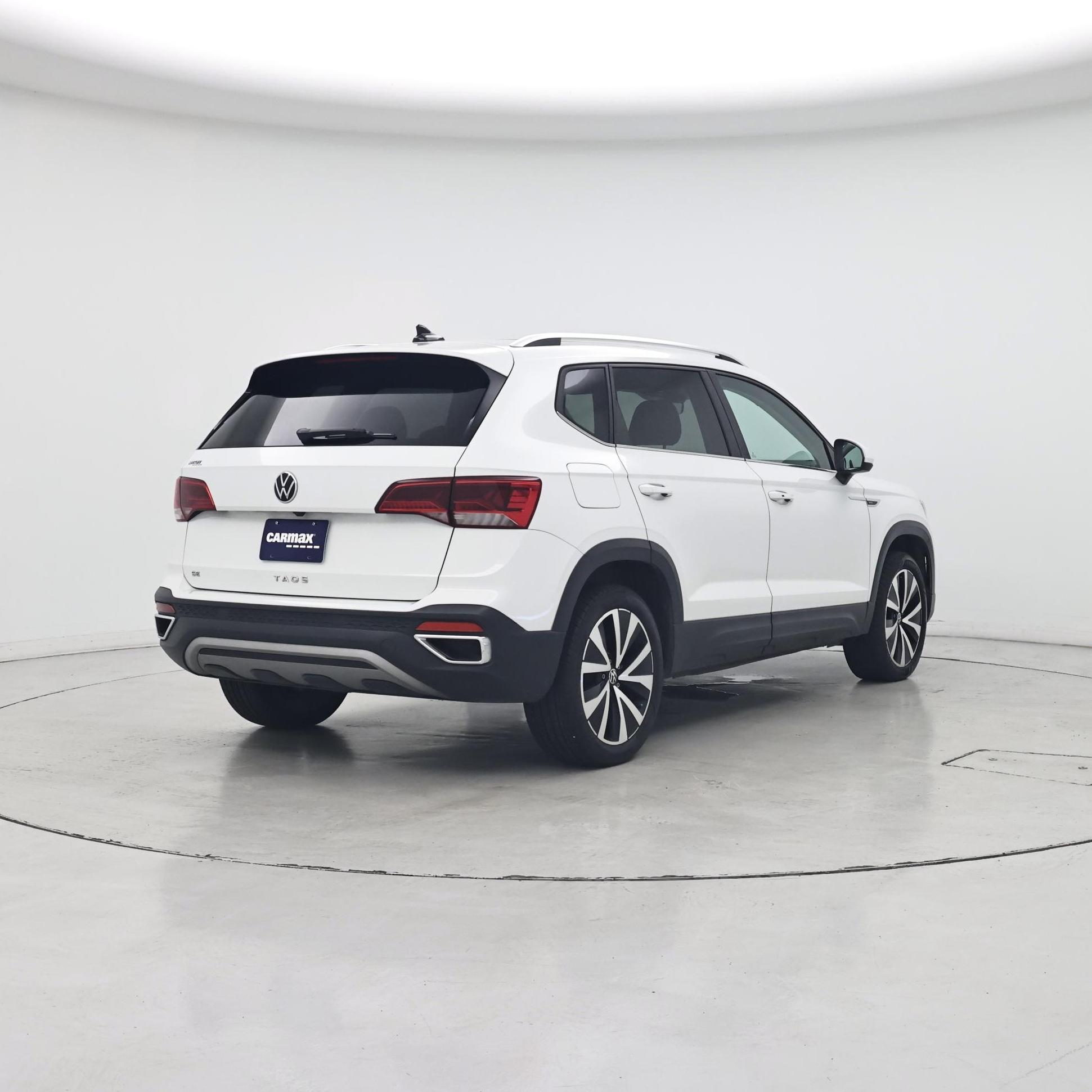 Thumbnail: 2023 Volkswagen Taos - 8