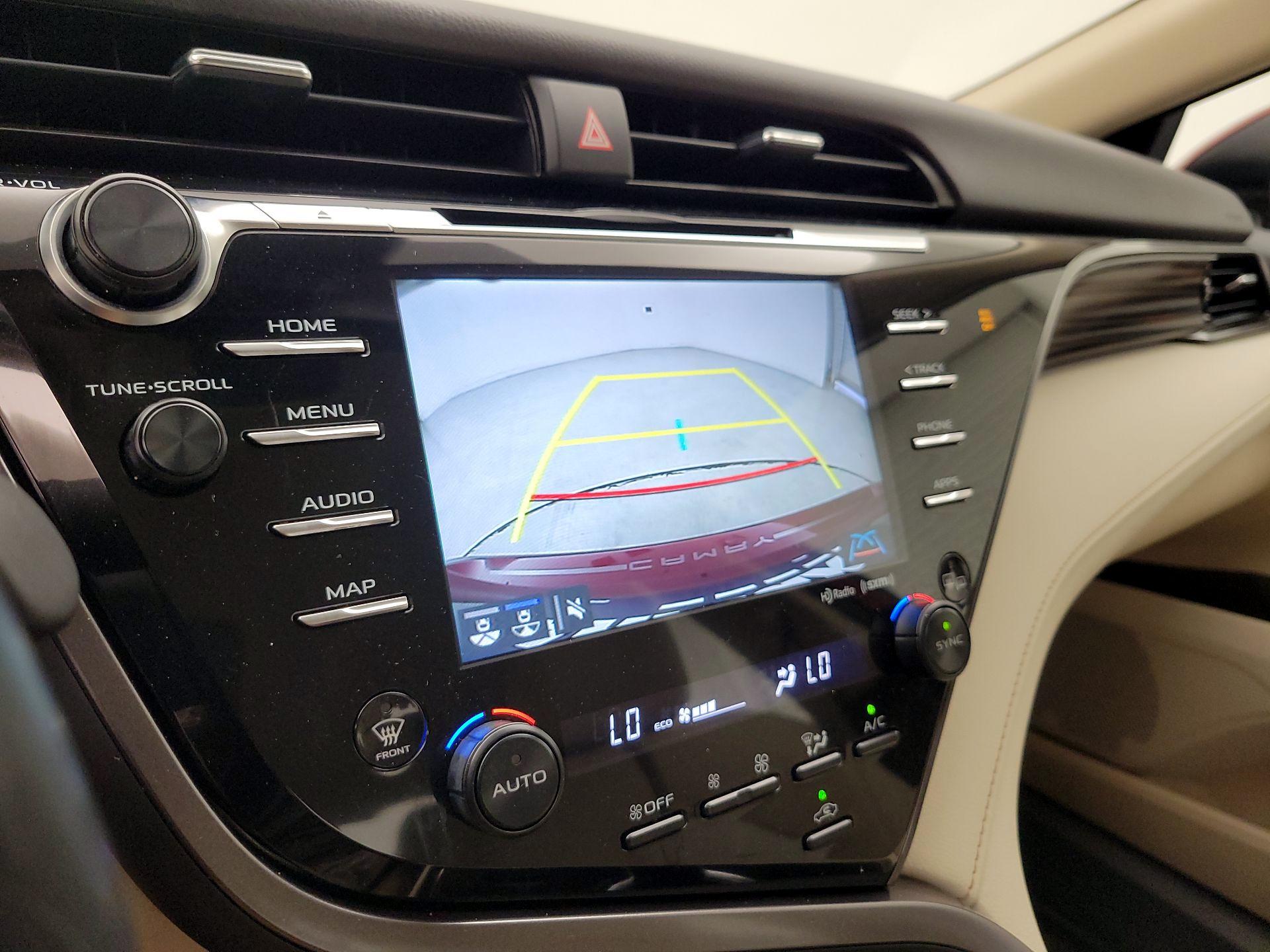 Thumbnail: 2019 Toyota Camry - 14
