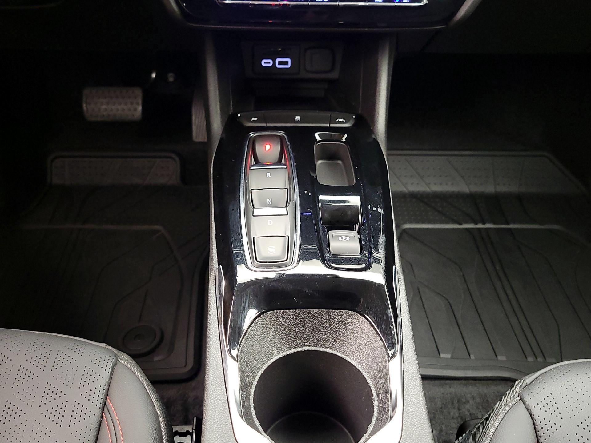 Thumbnail: 2023 Chevrolet Bolt EUV - 17