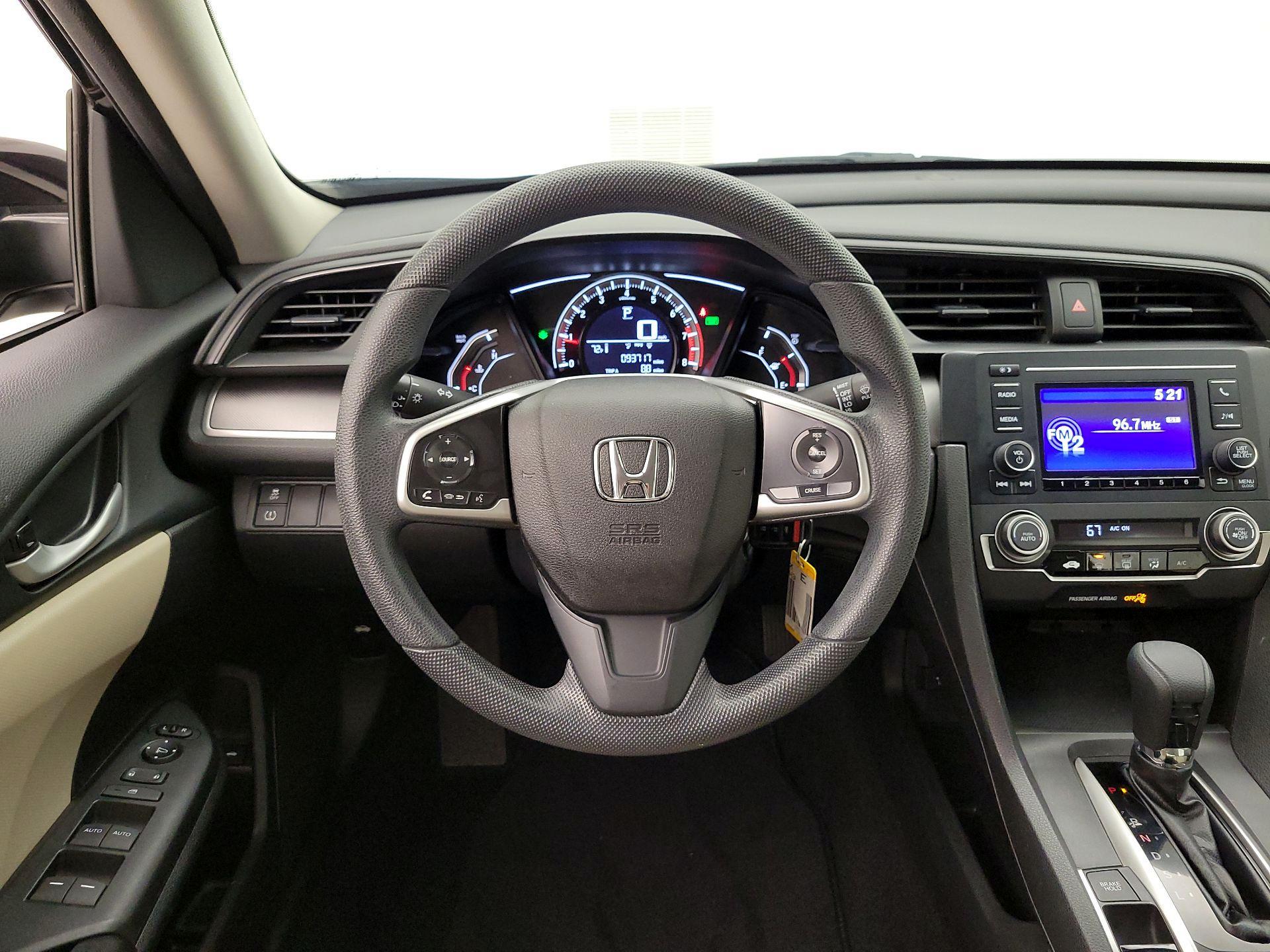 Thumbnail: 2017 Honda Civic - 10