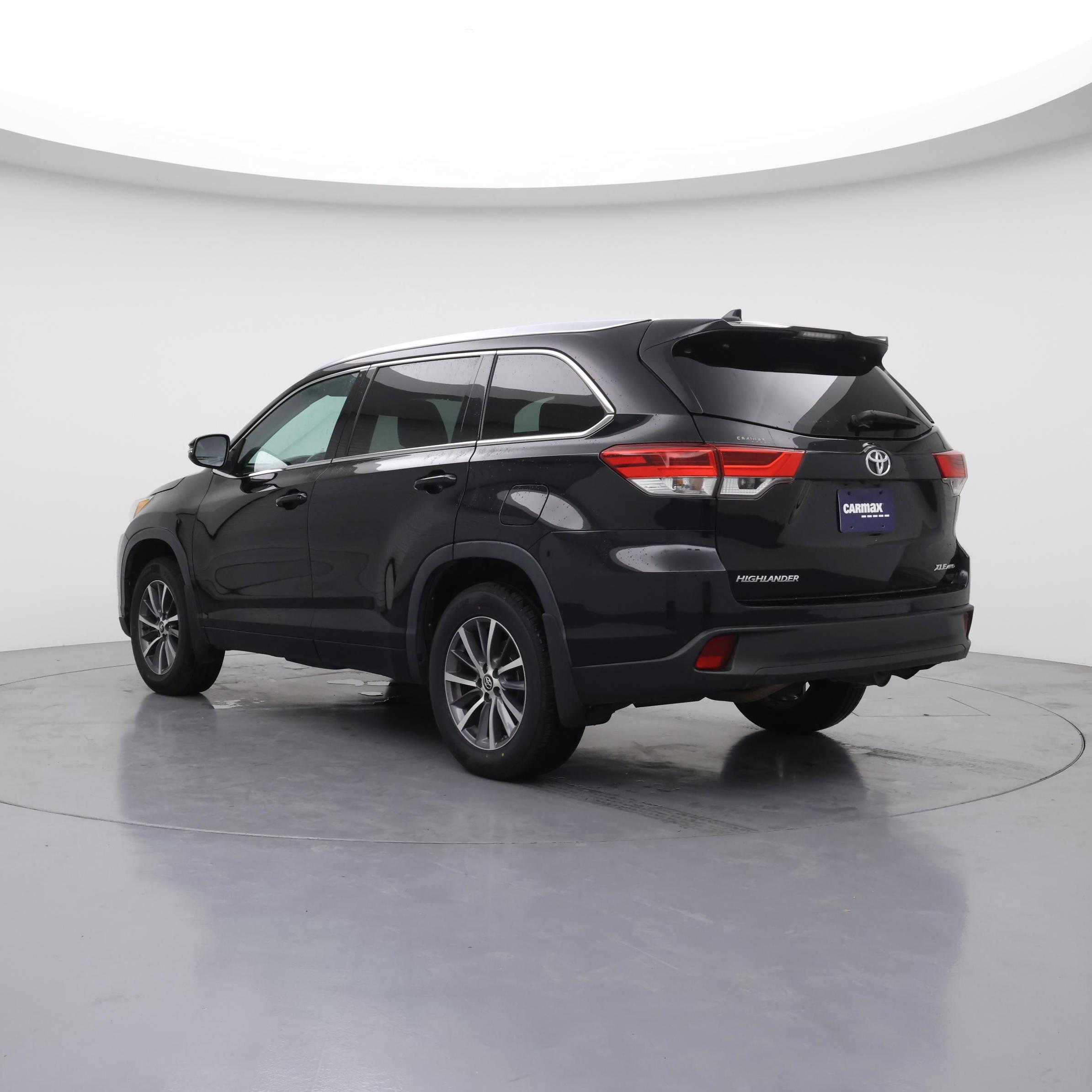 Thumbnail: 2018 Toyota Highlander - 2