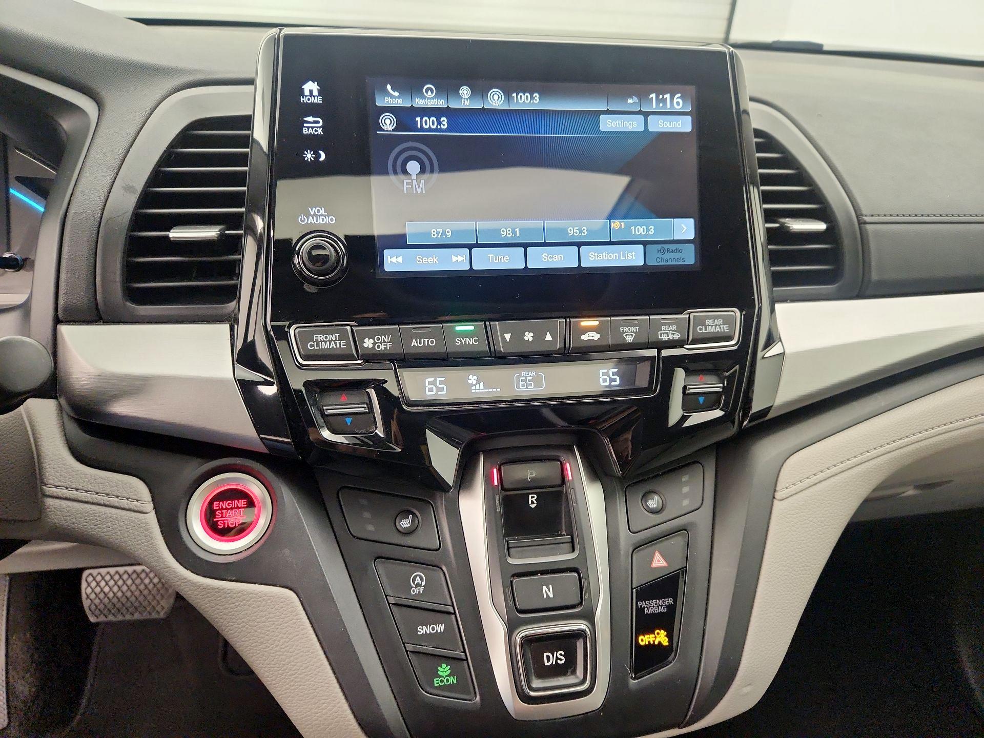Thumbnail: 2018 Honda Odyssey - 17