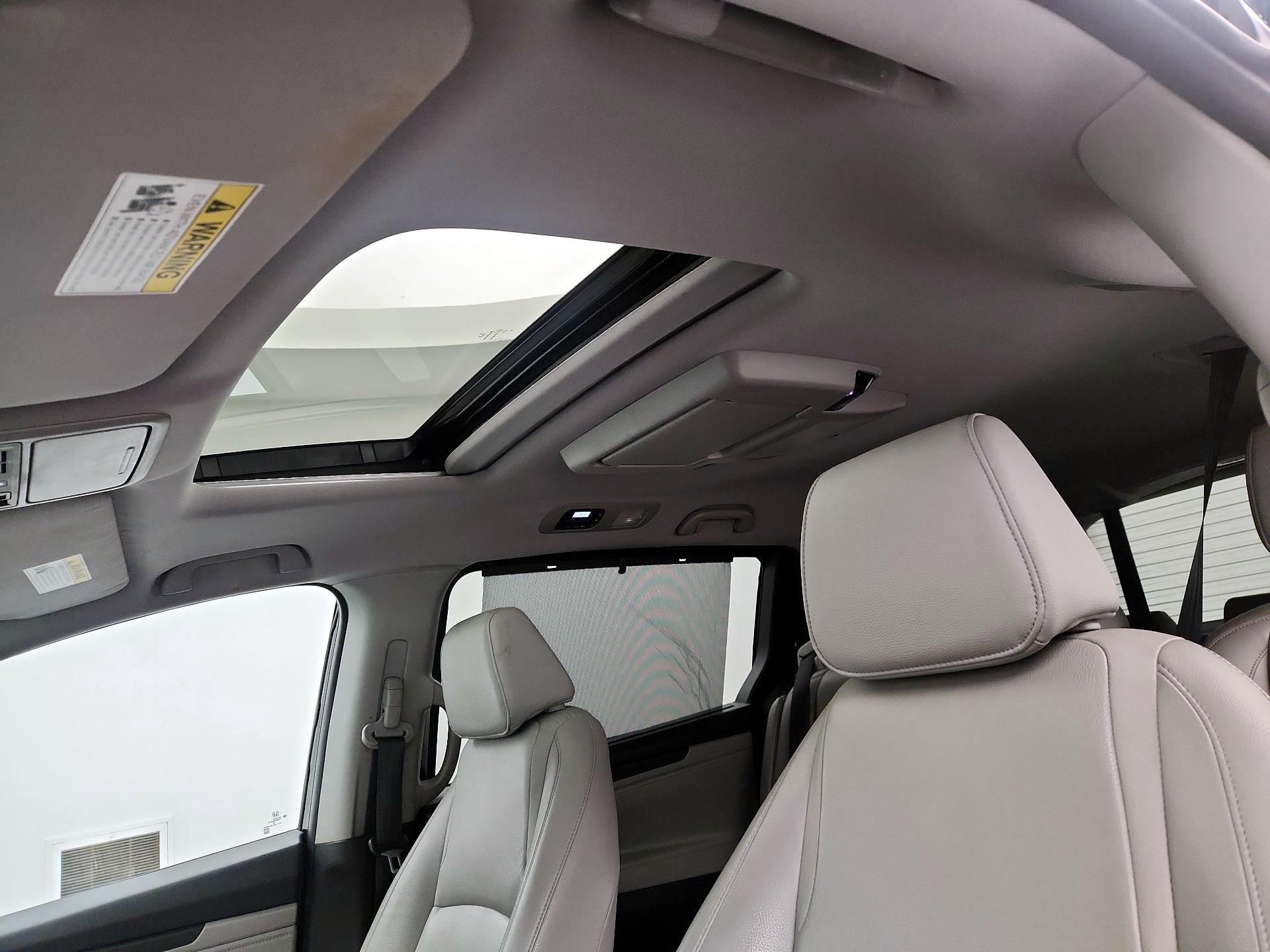 Thumbnail: 2018 Honda Odyssey - 20
