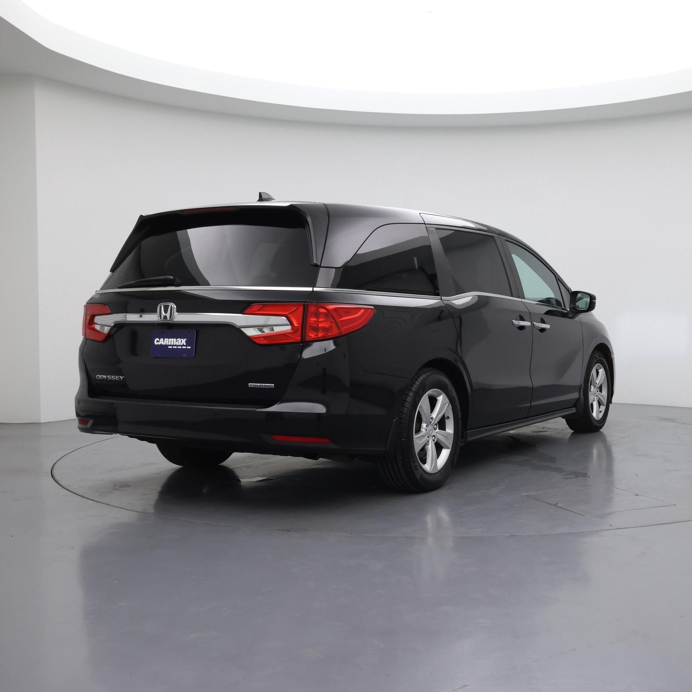 Thumbnail: 2018 Honda Odyssey - 8