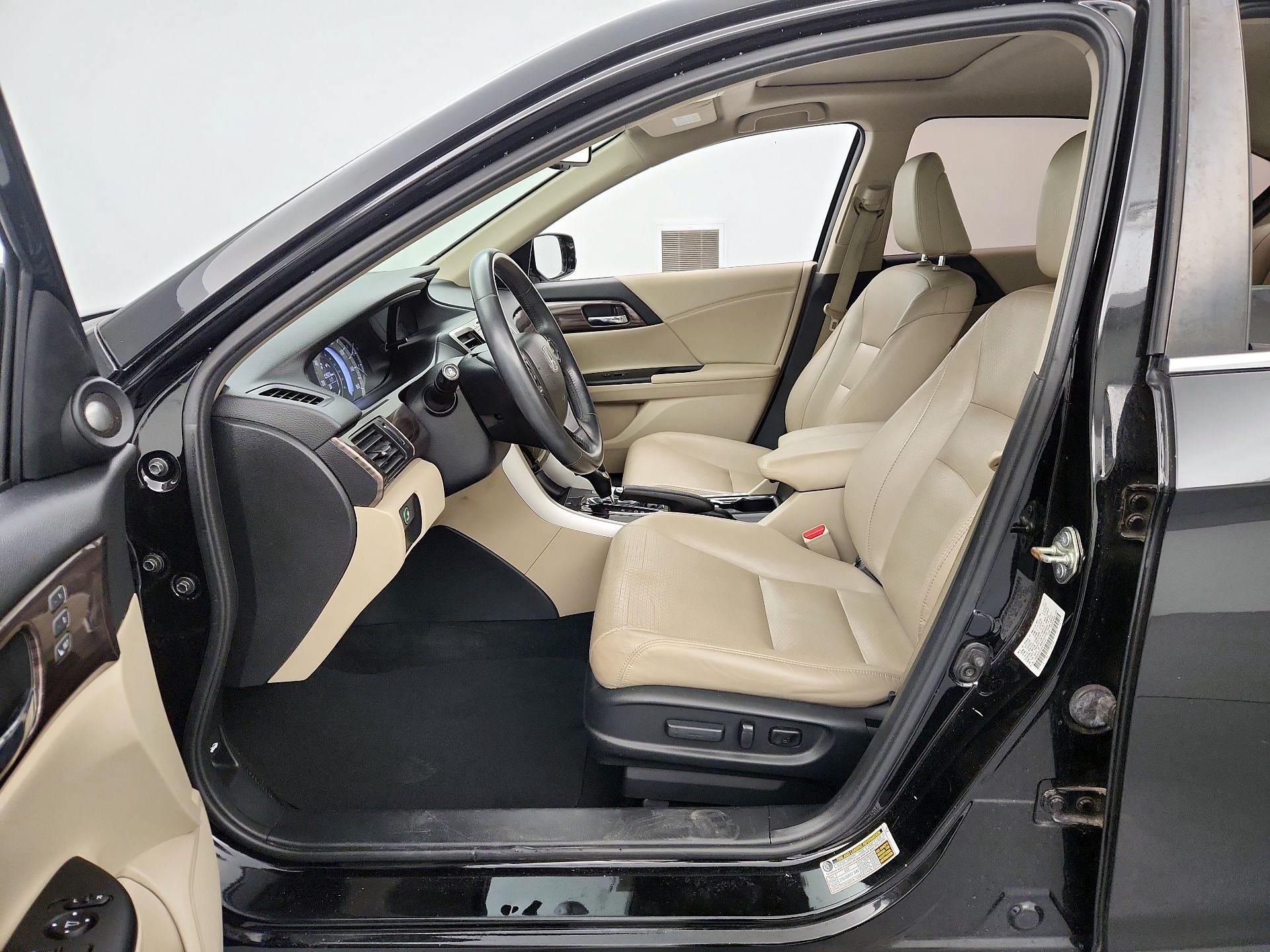 Thumbnail: 2016 Honda Accord - 11