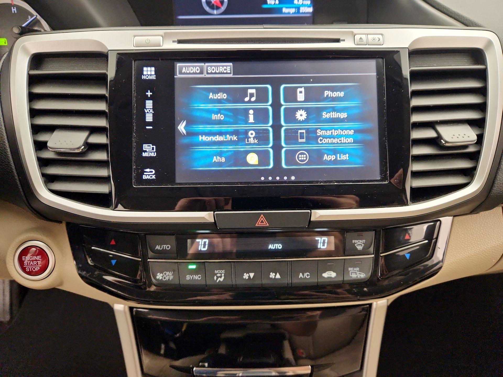 Thumbnail: 2016 Honda Accord - 16