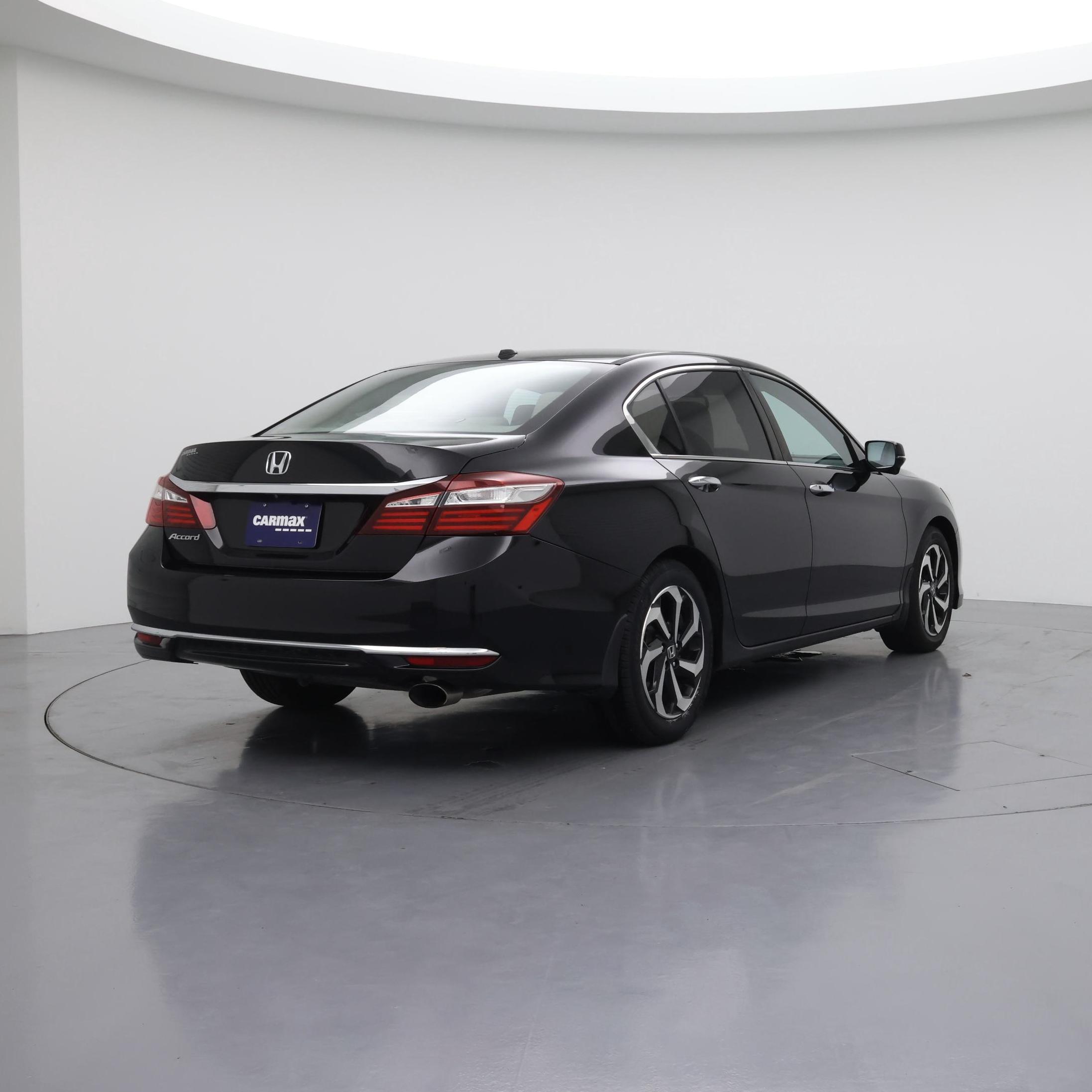 Thumbnail: 2016 Honda Accord - 8