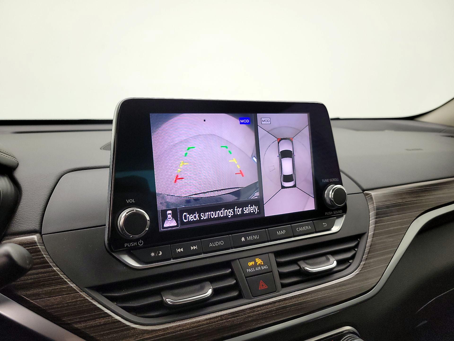 Thumbnail: 2020 Nissan Altima - 15