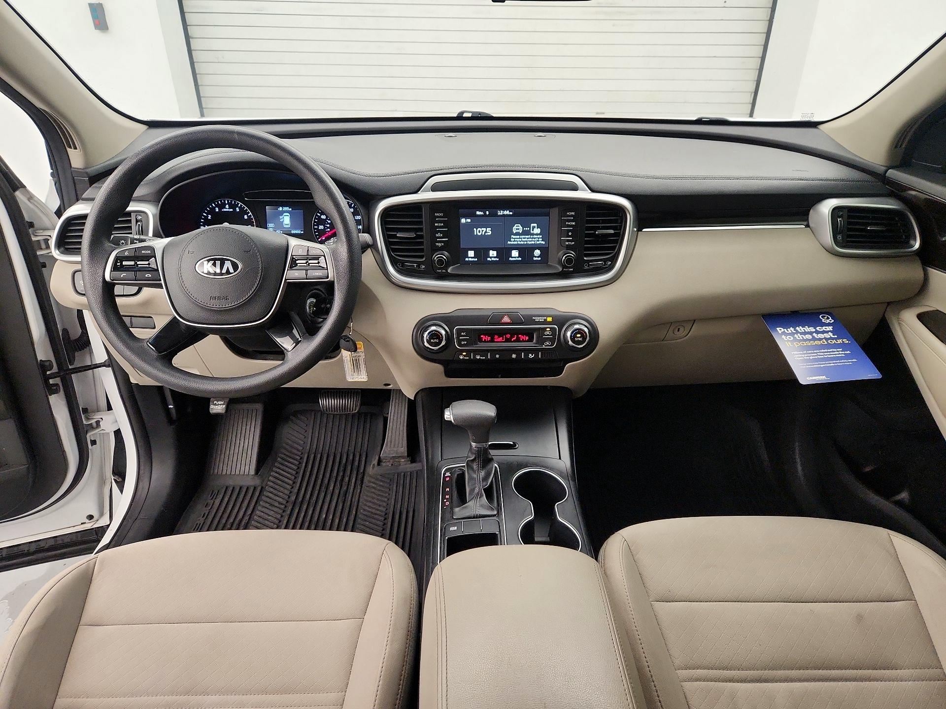 Thumbnail: 2019 Kia Sorento - 9