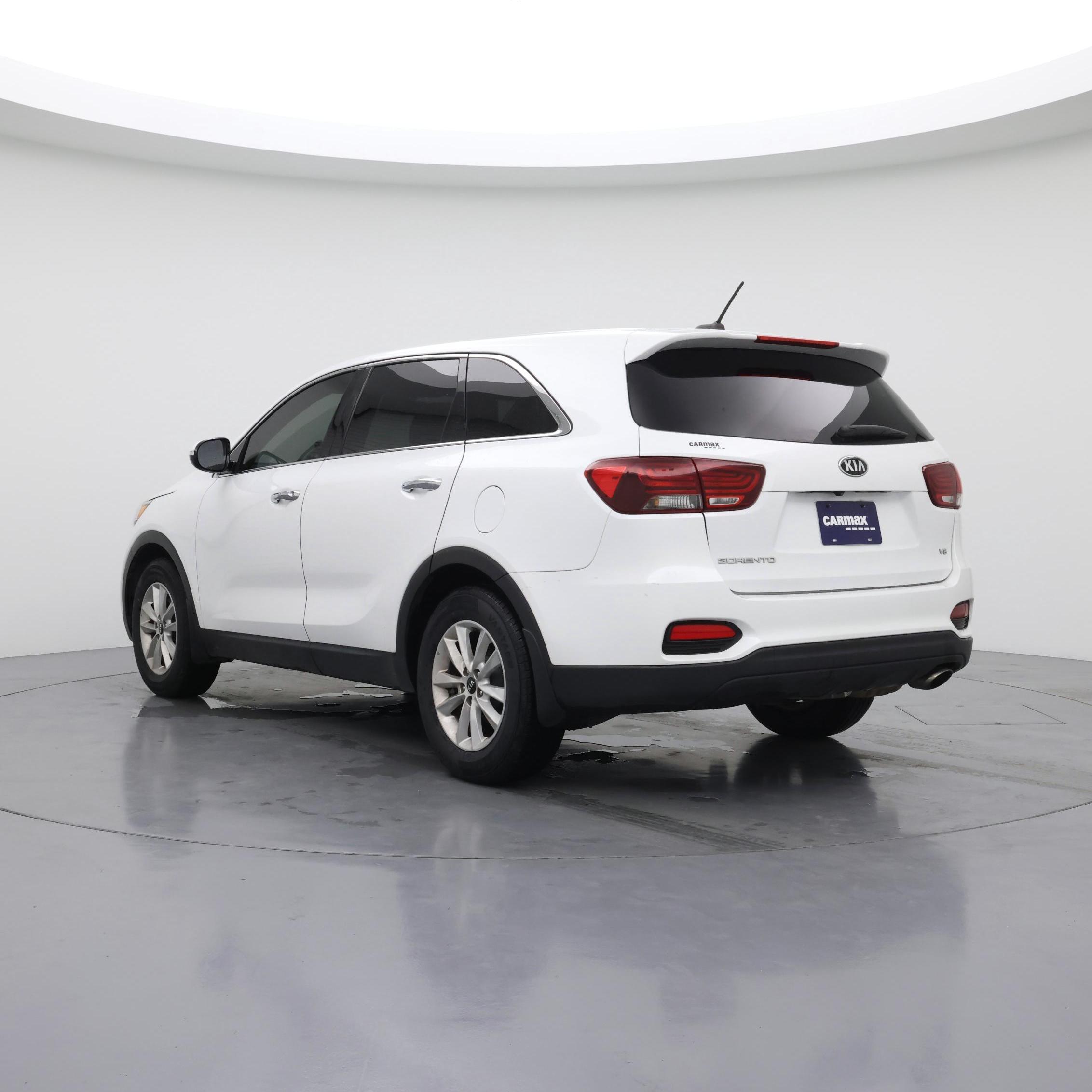 Thumbnail: 2019 Kia Sorento - 2