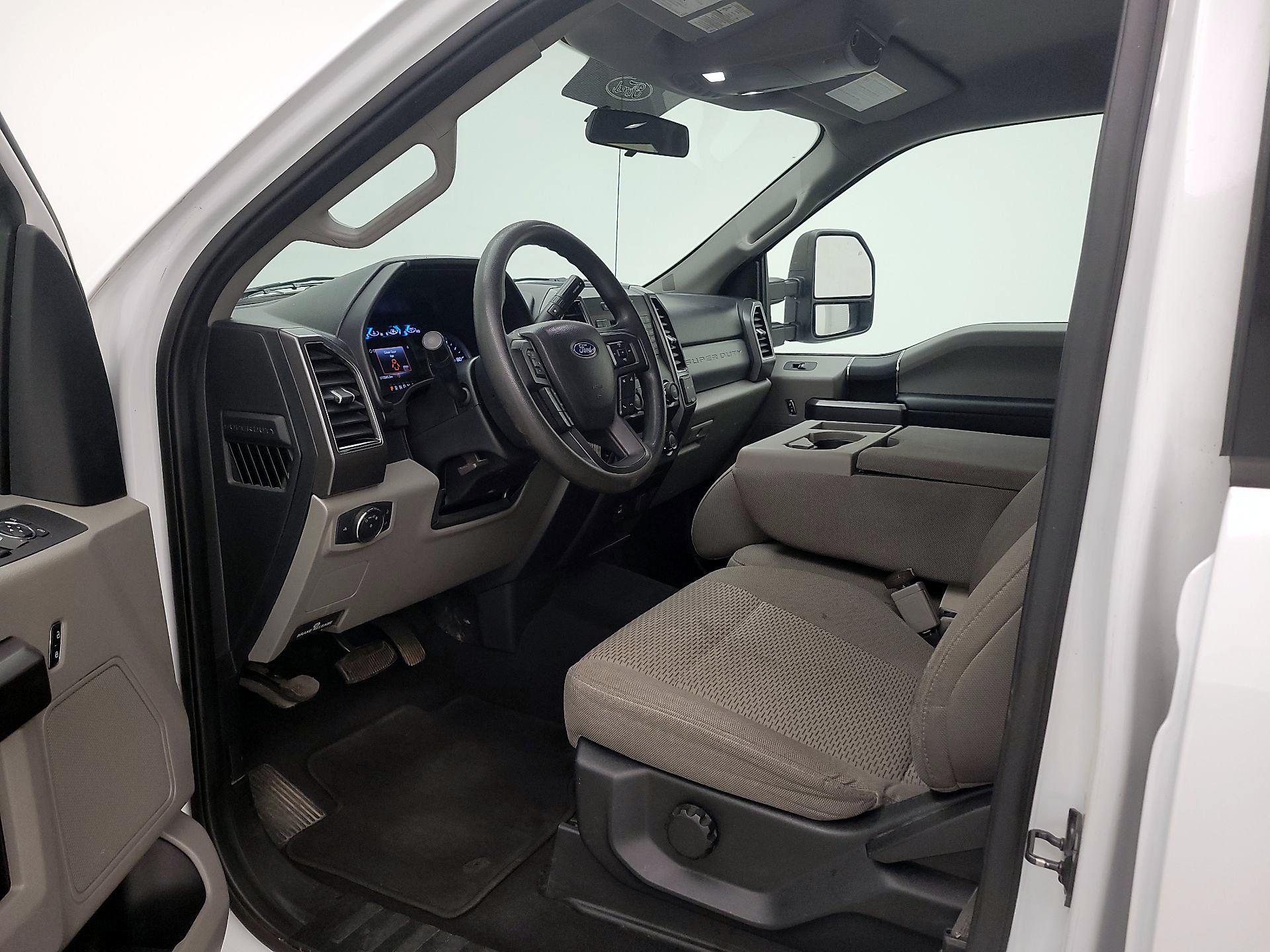 Thumbnail: 2019 Ford F-350 - 11