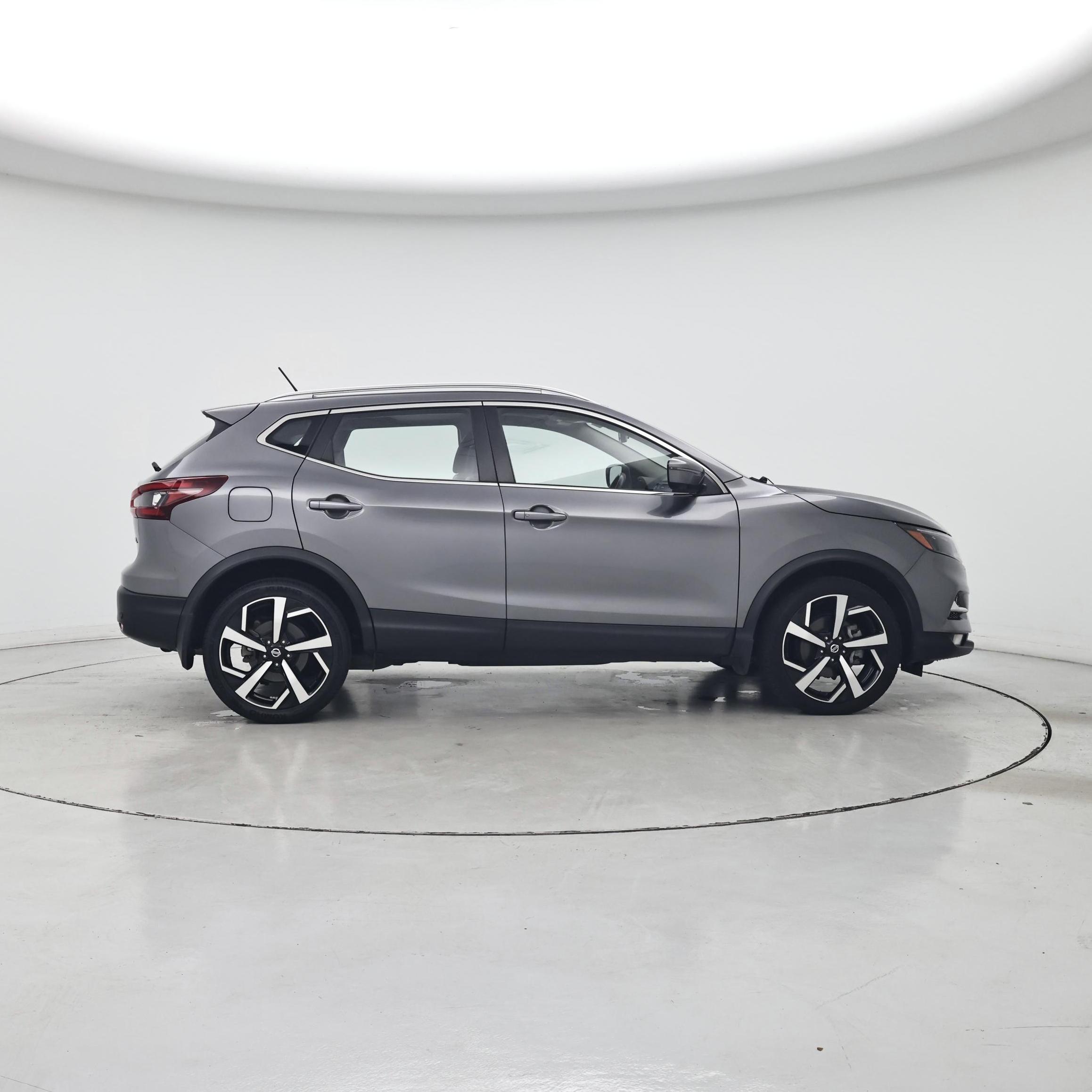 Thumbnail: 2022 Nissan Rogue Sport - 7