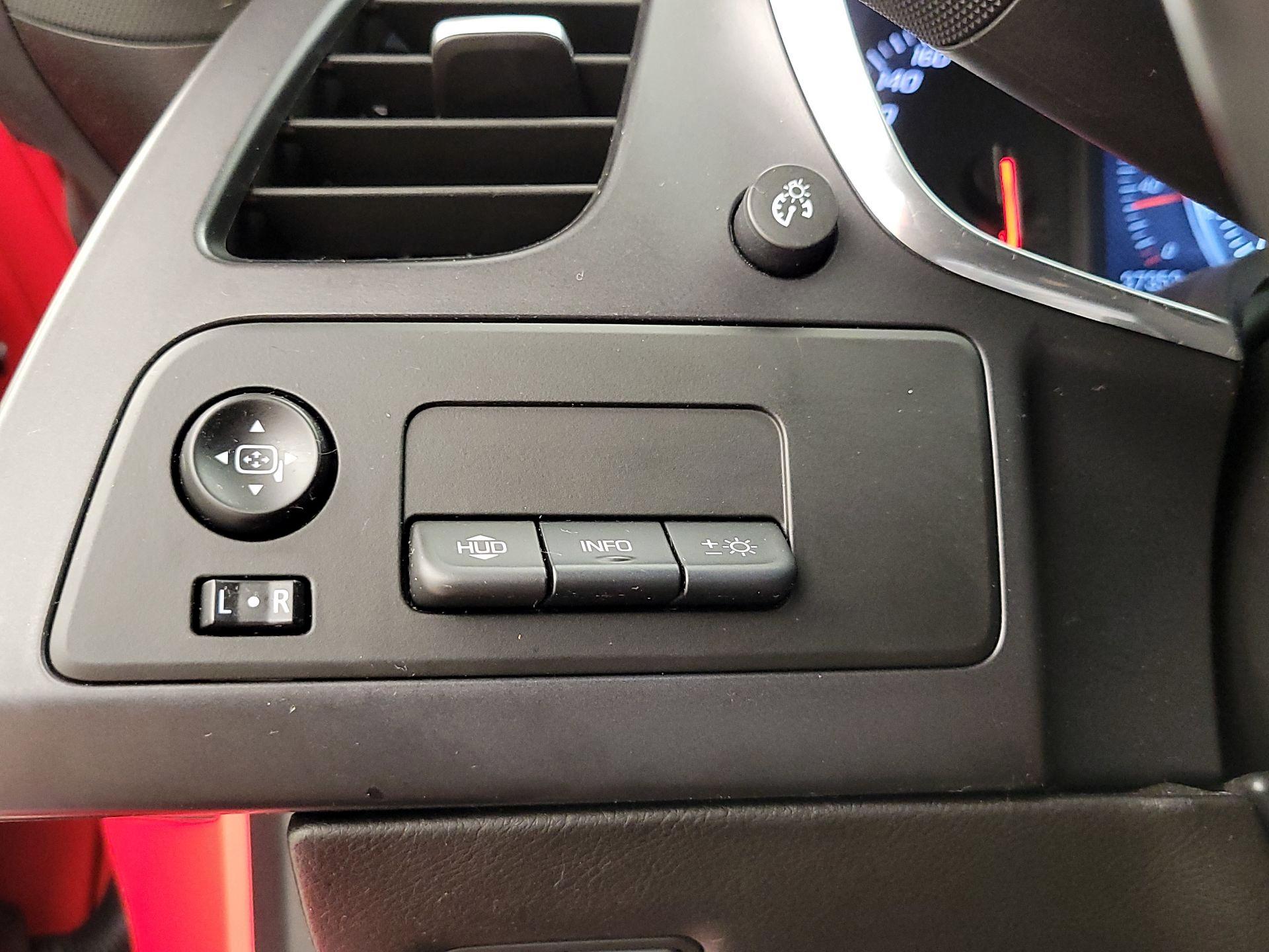 Thumbnail: 2015 Chevrolet Corvette - 13