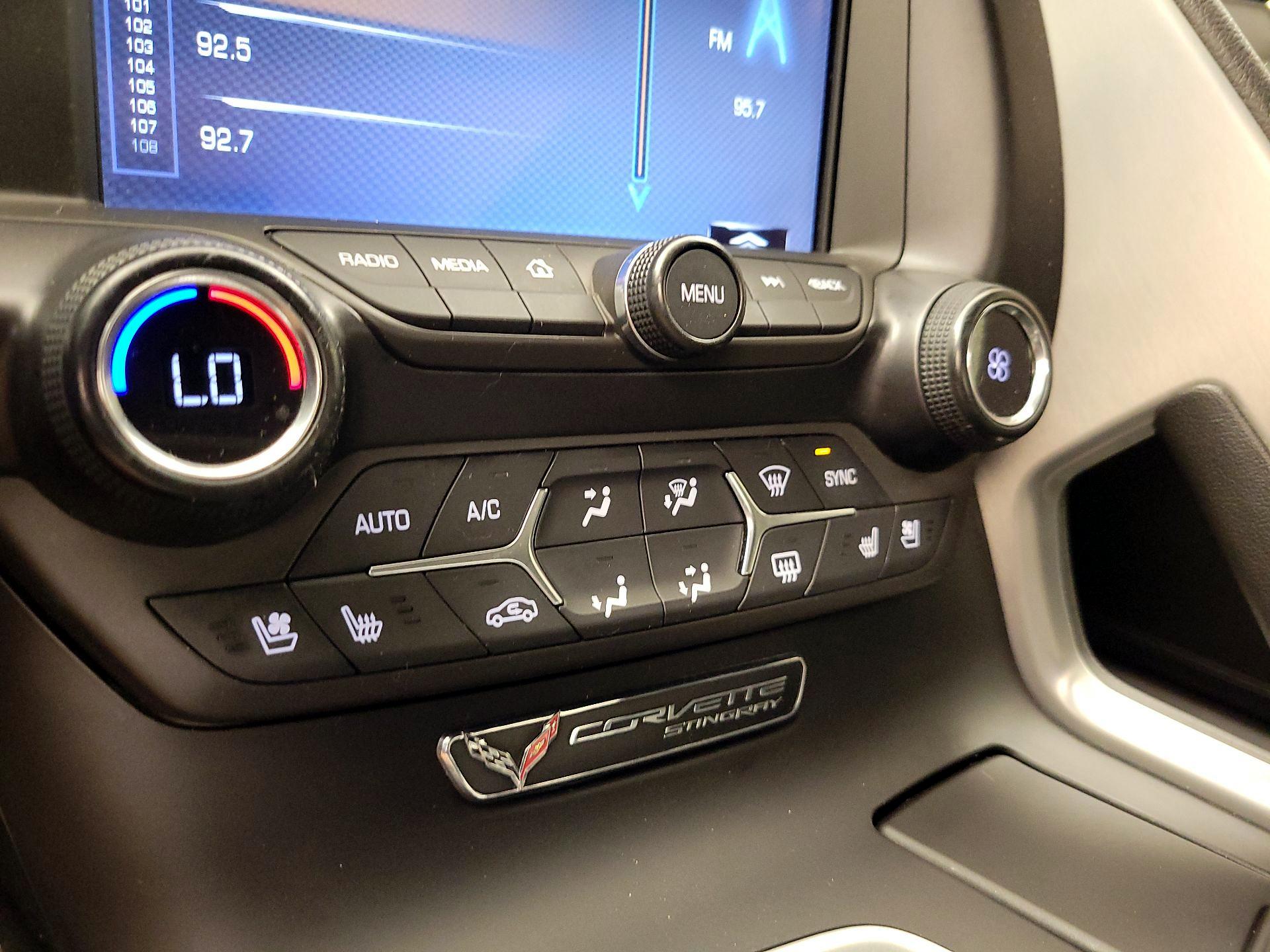 Thumbnail: 2015 Chevrolet Corvette - 16