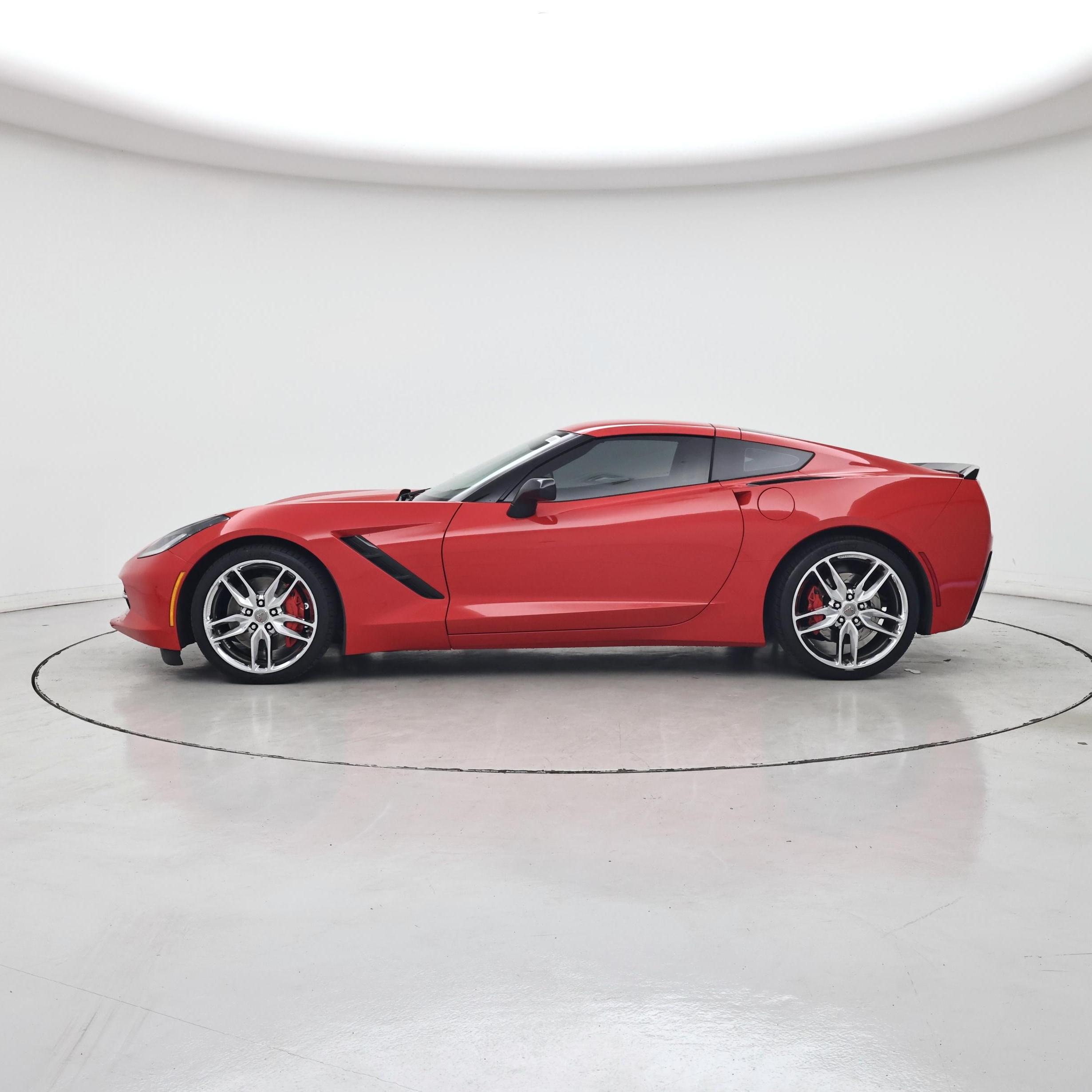 Thumbnail: 2015 Chevrolet Corvette - 3