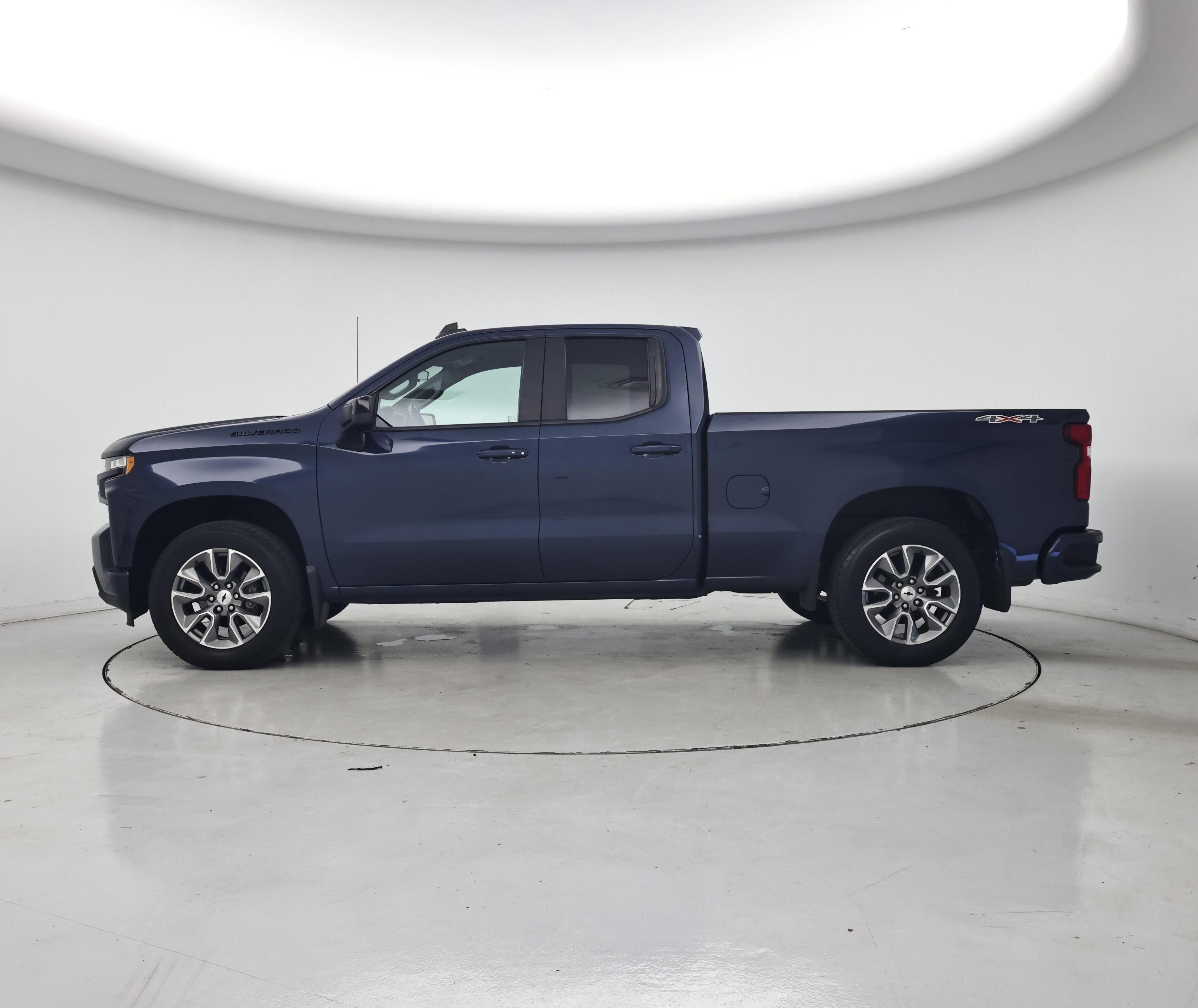 Thumbnail: 2020 Chevrolet Silverado 1500 - 3