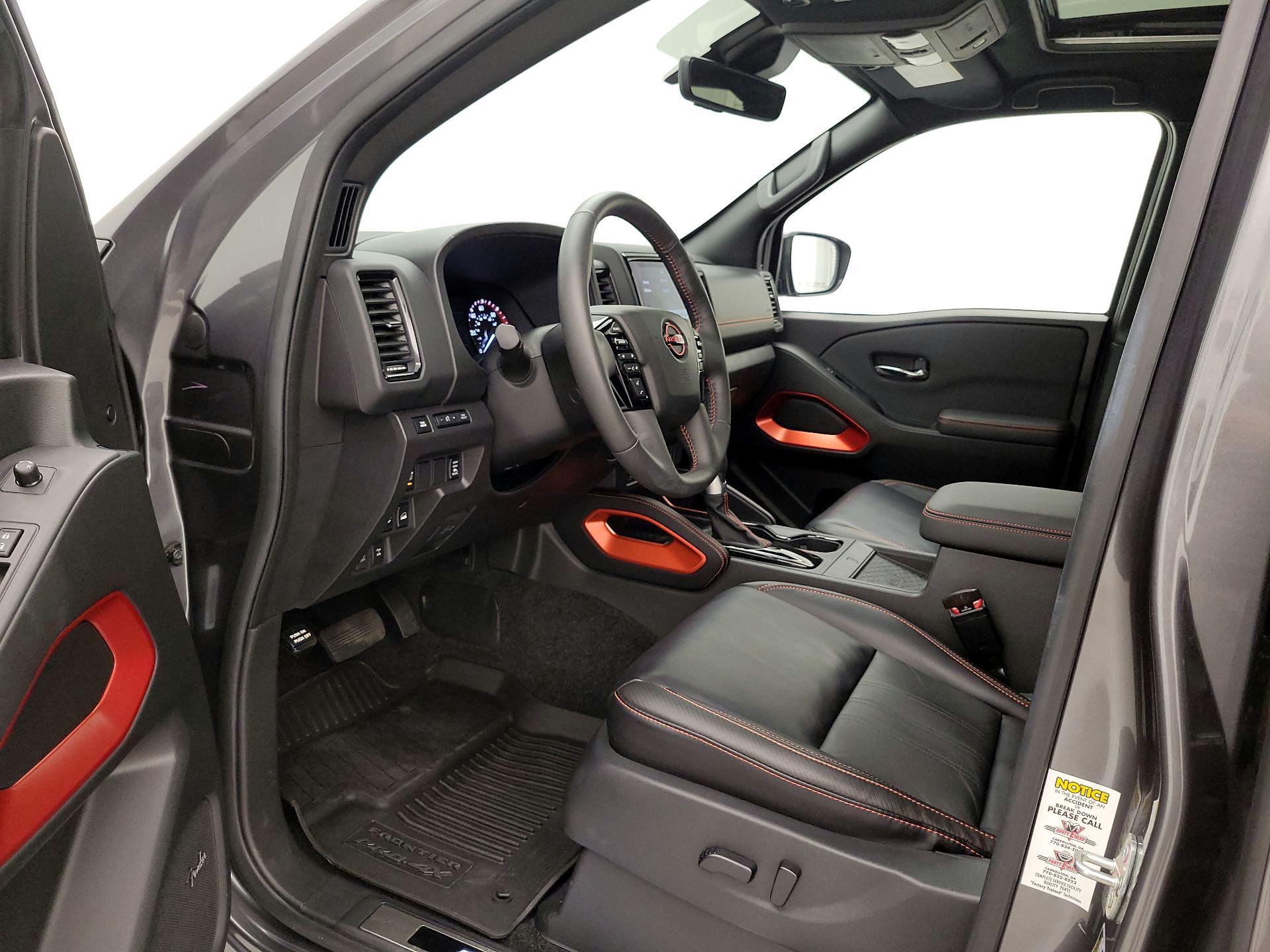 Thumbnail: 2024 Nissan Frontier - 11
