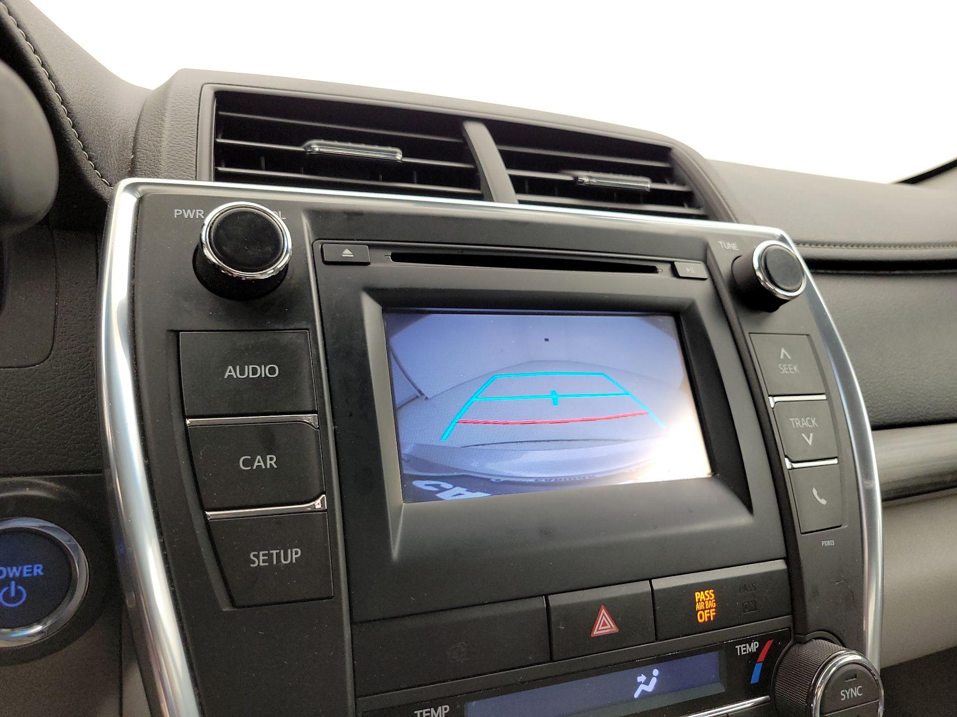 Thumbnail: 2015 Toyota Camry - 14